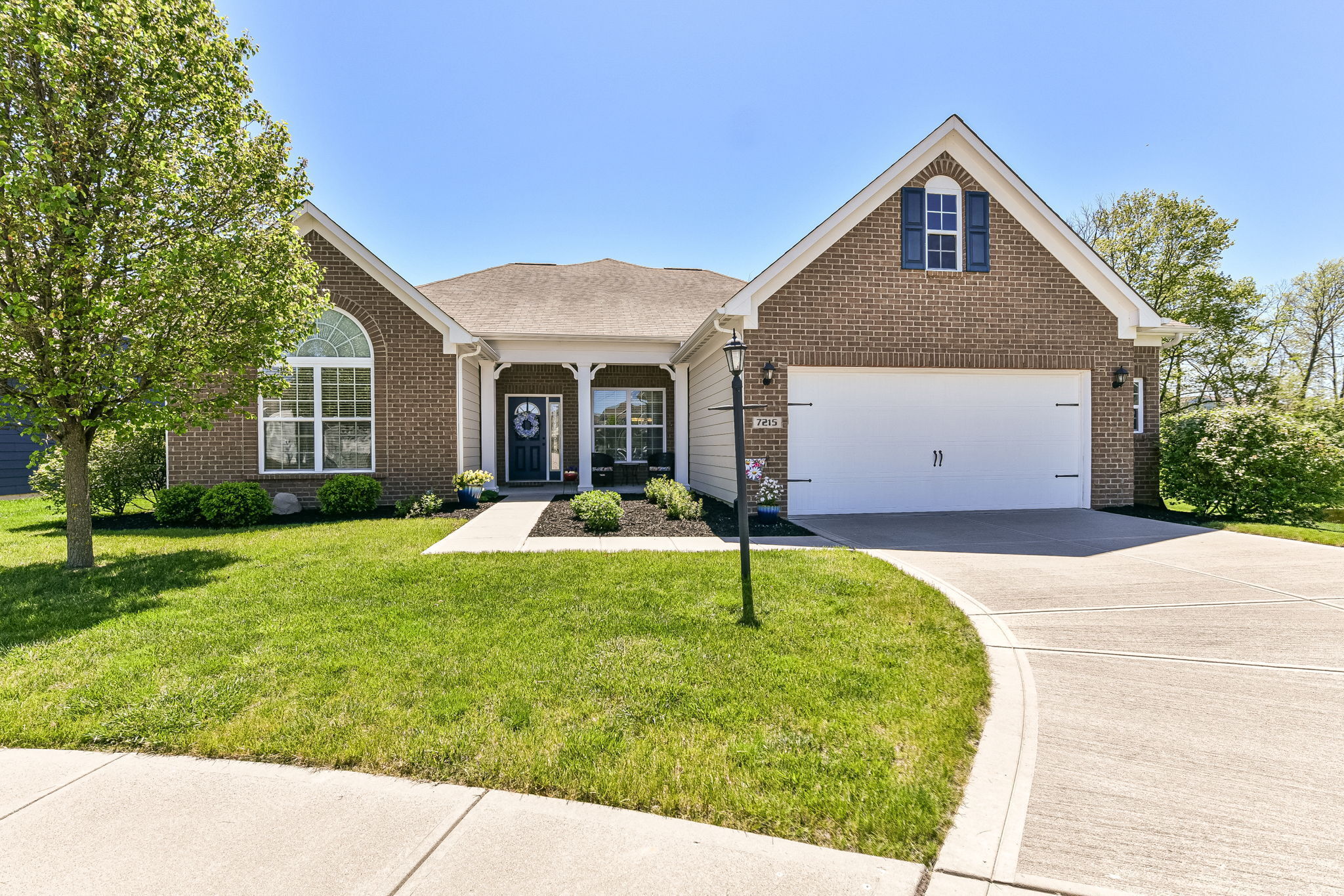Photo of 7215 Red Maple Drive Zionsville, IN 46077