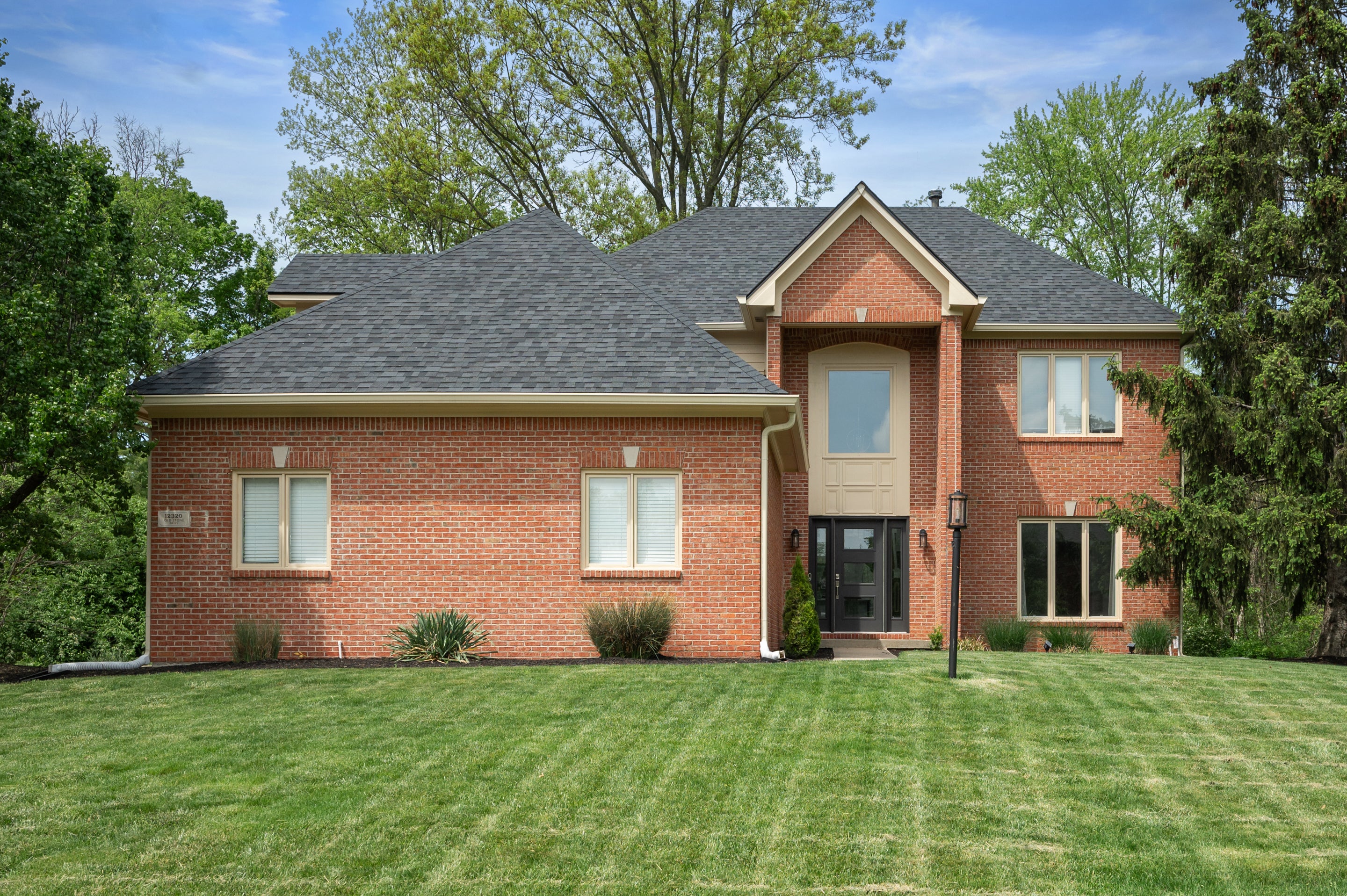Photo of 12320 Old Stone Drive Indianapolis, IN 46236