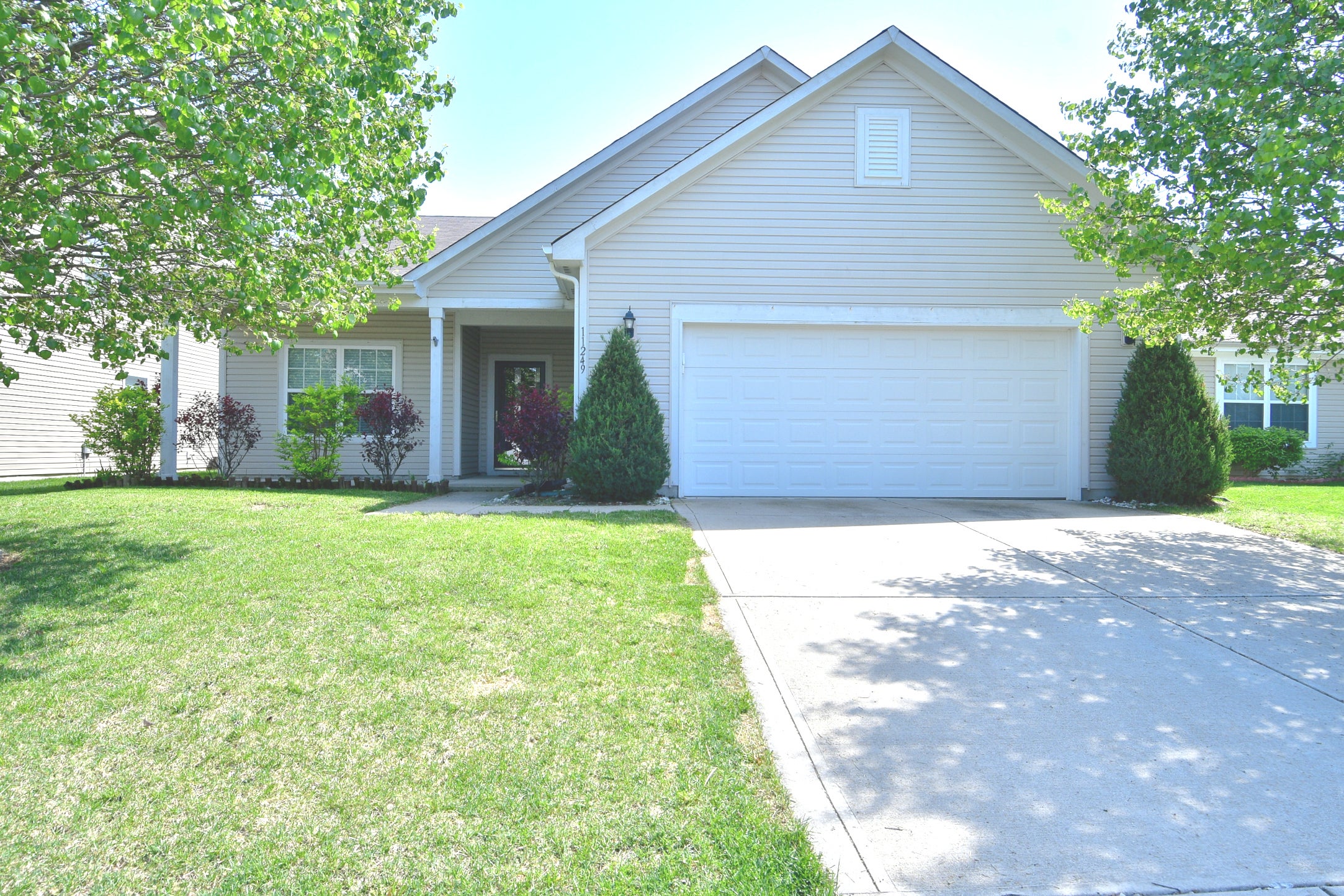 Photo of 11249 Pegasus Drive Noblesville, IN 46060