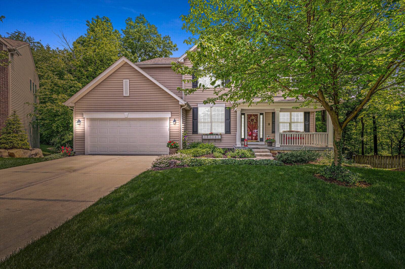 Photo of 11769 Holbrook Close Fishers, IN 46037