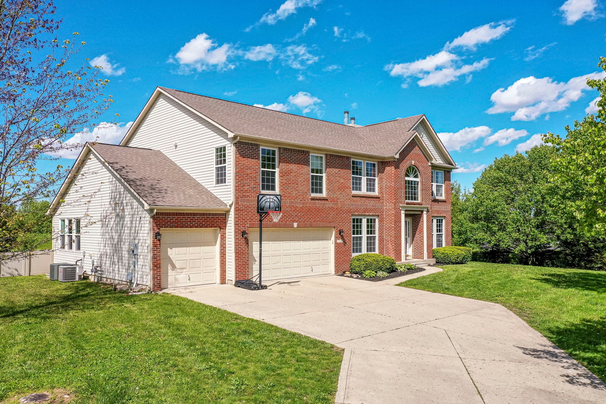 20970 Waters Edge Court, Noblesville