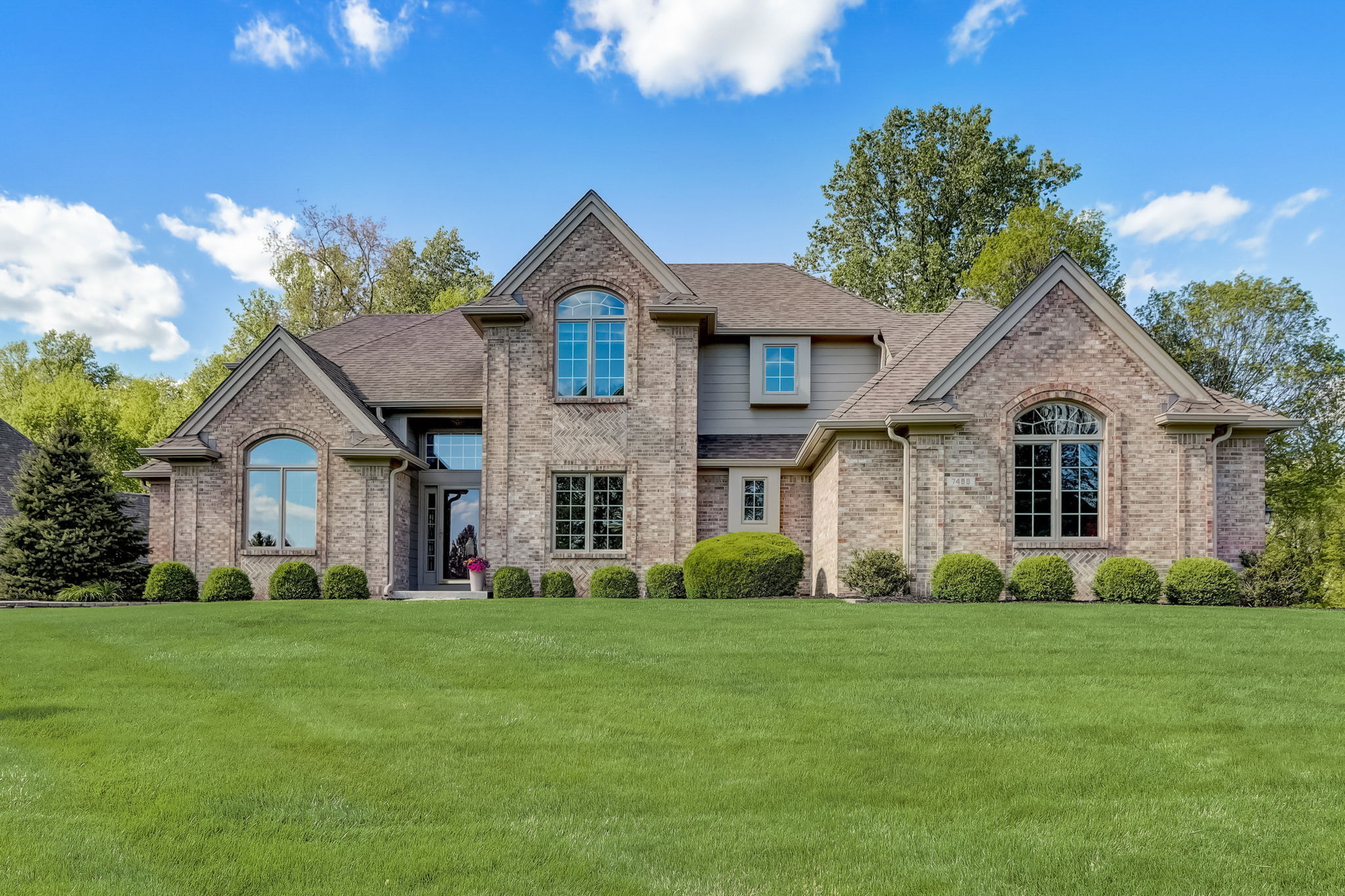 7488 River Highlands Drive, Fishers