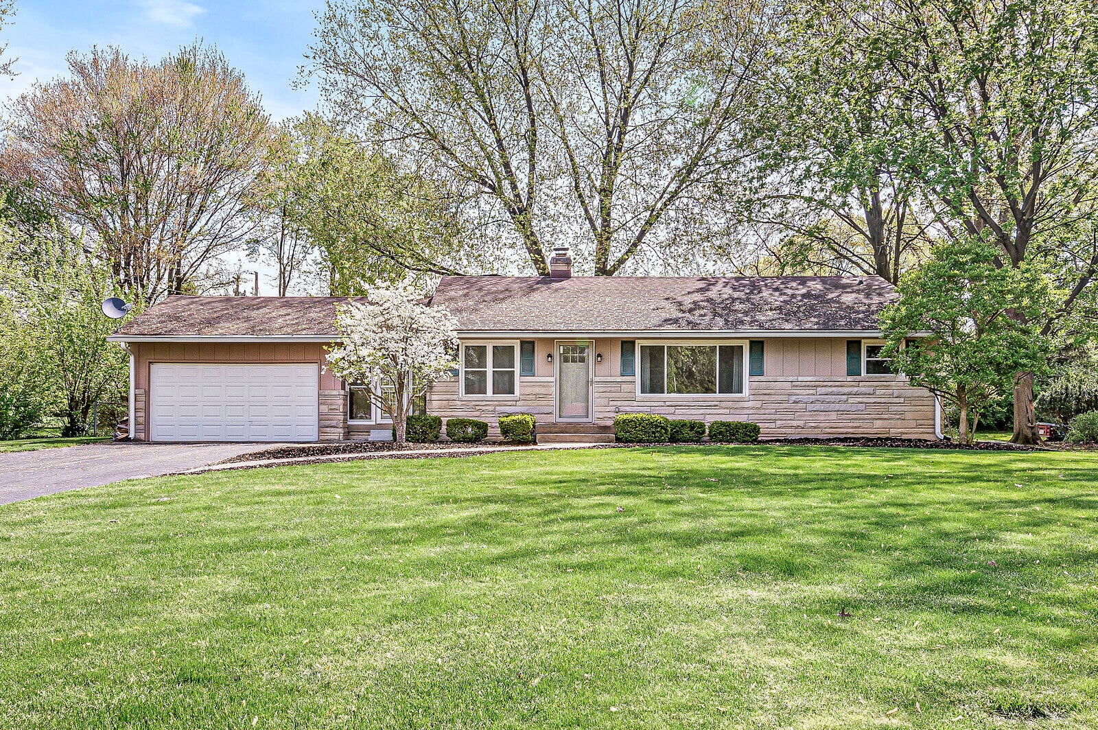 Photo of 4141 Brown Road Indianapolis, IN 46226