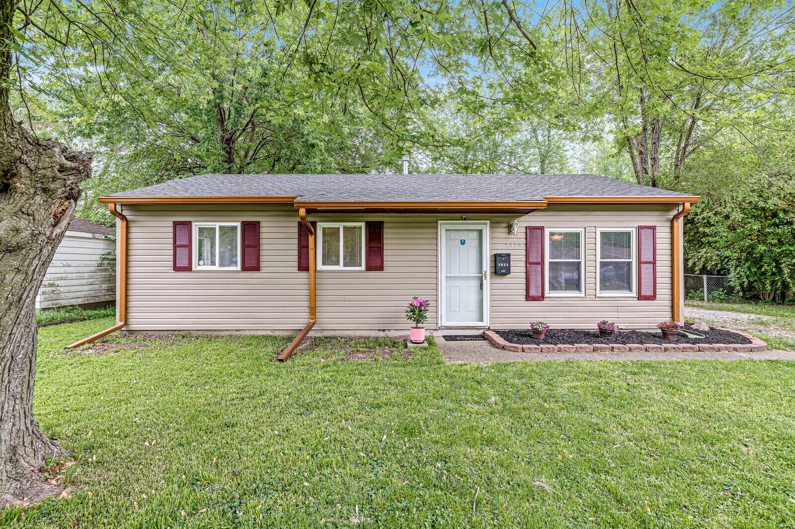 5825 Westhaven Drive, Indianapolis