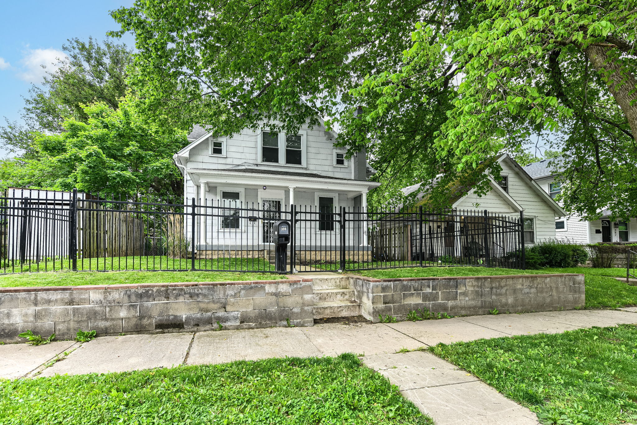 Photo of 359 S Grand Avenue Indianapolis, IN 46219