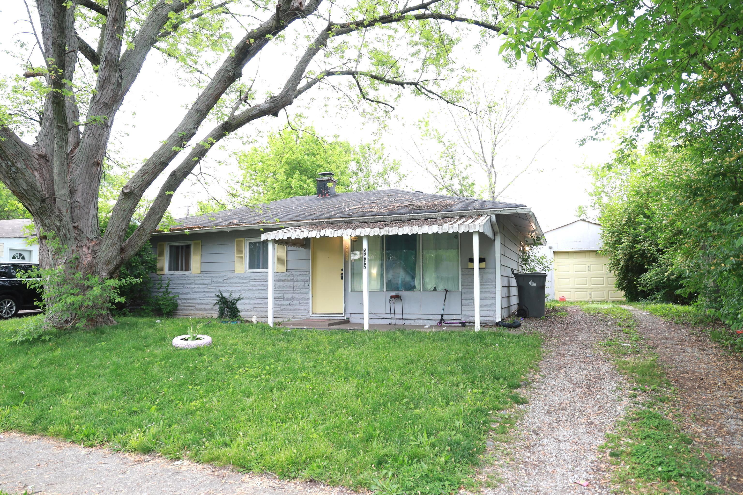 Photo of 3932 Thrush Drive Indianapolis, IN 46222