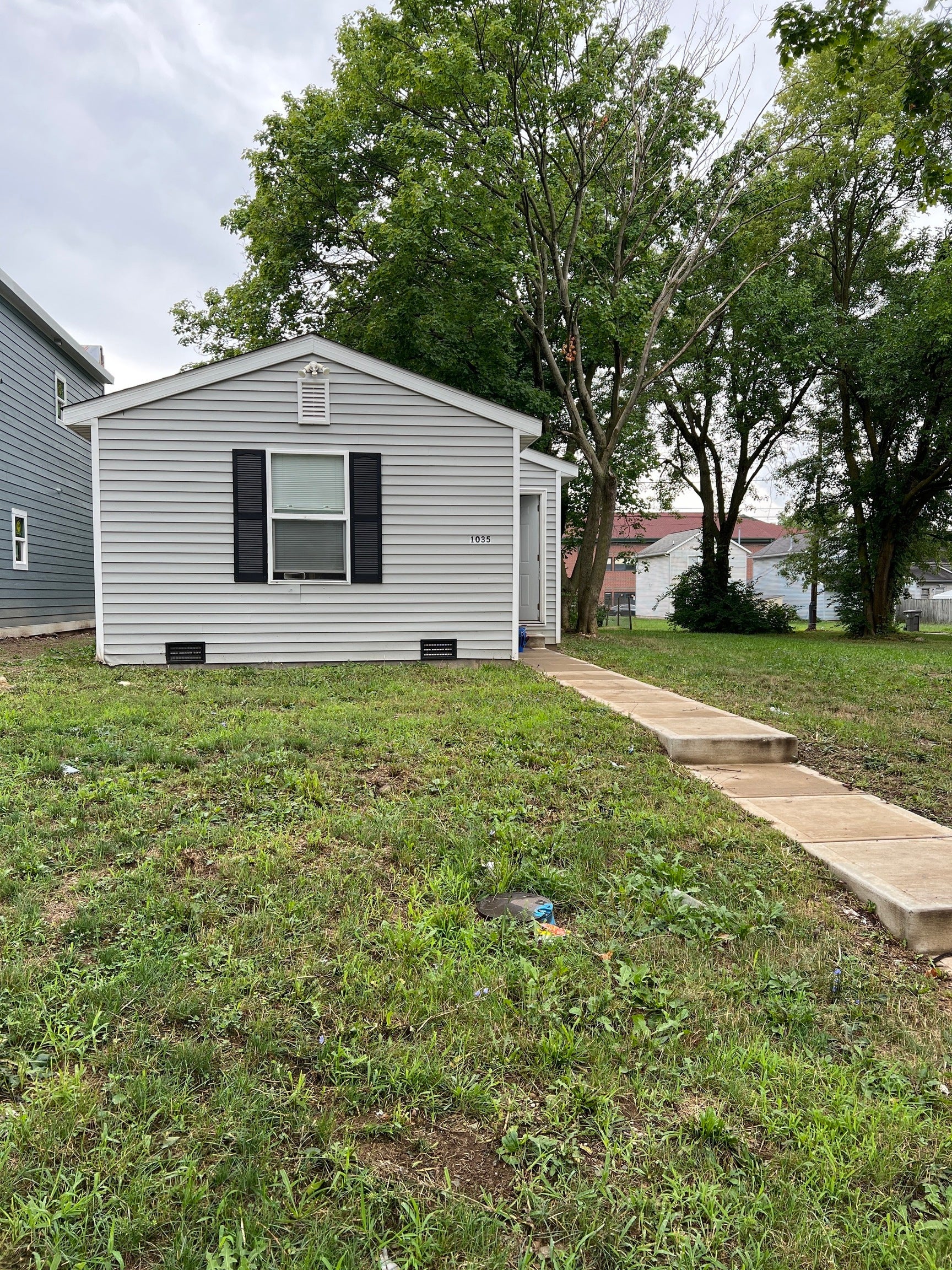 Photo of 1035 W Roache Street Indianapolis, IN 46208