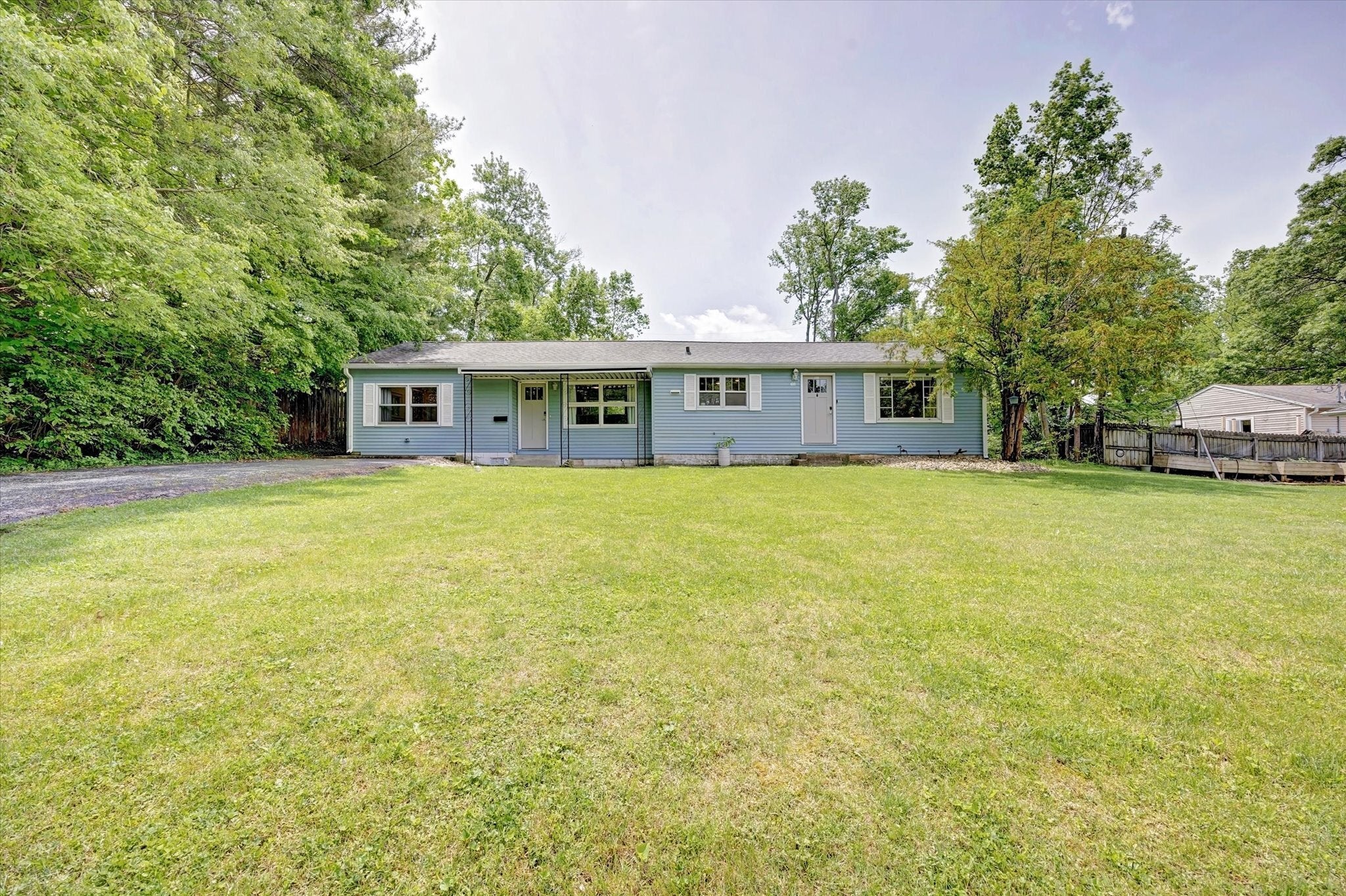 Photo of 400 E Wylie Street Bloomington, IN 47401