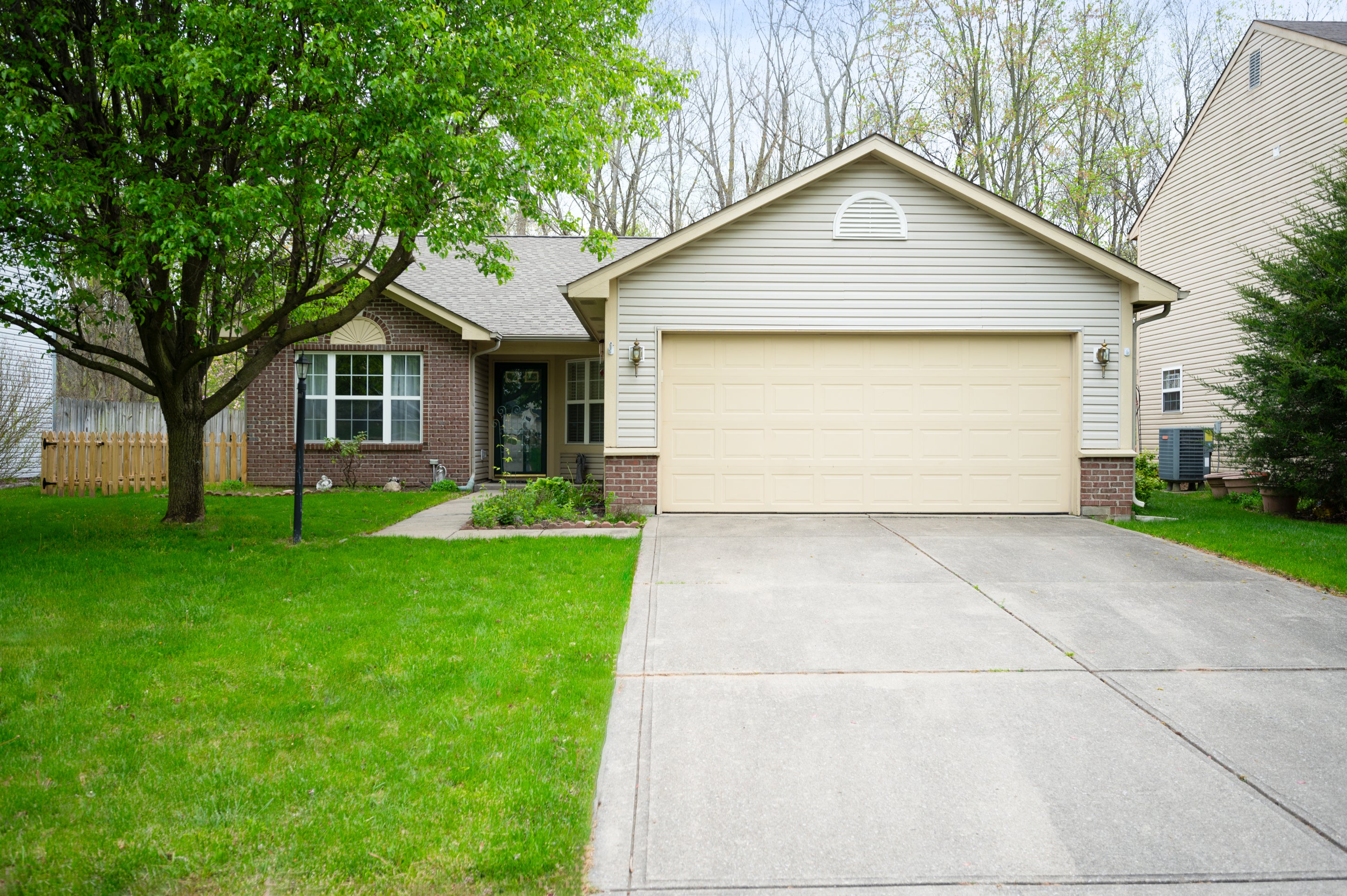 Photo of 12327 Blue Sky Drive Fishers, IN 46037
