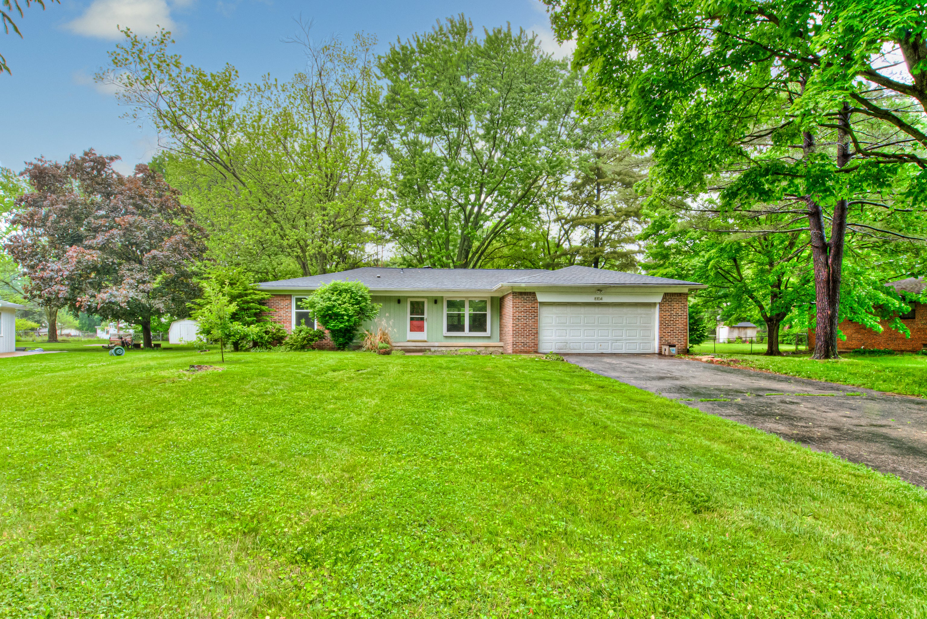 Photo of 8104 Folkstone Road Indianapolis, IN 46268