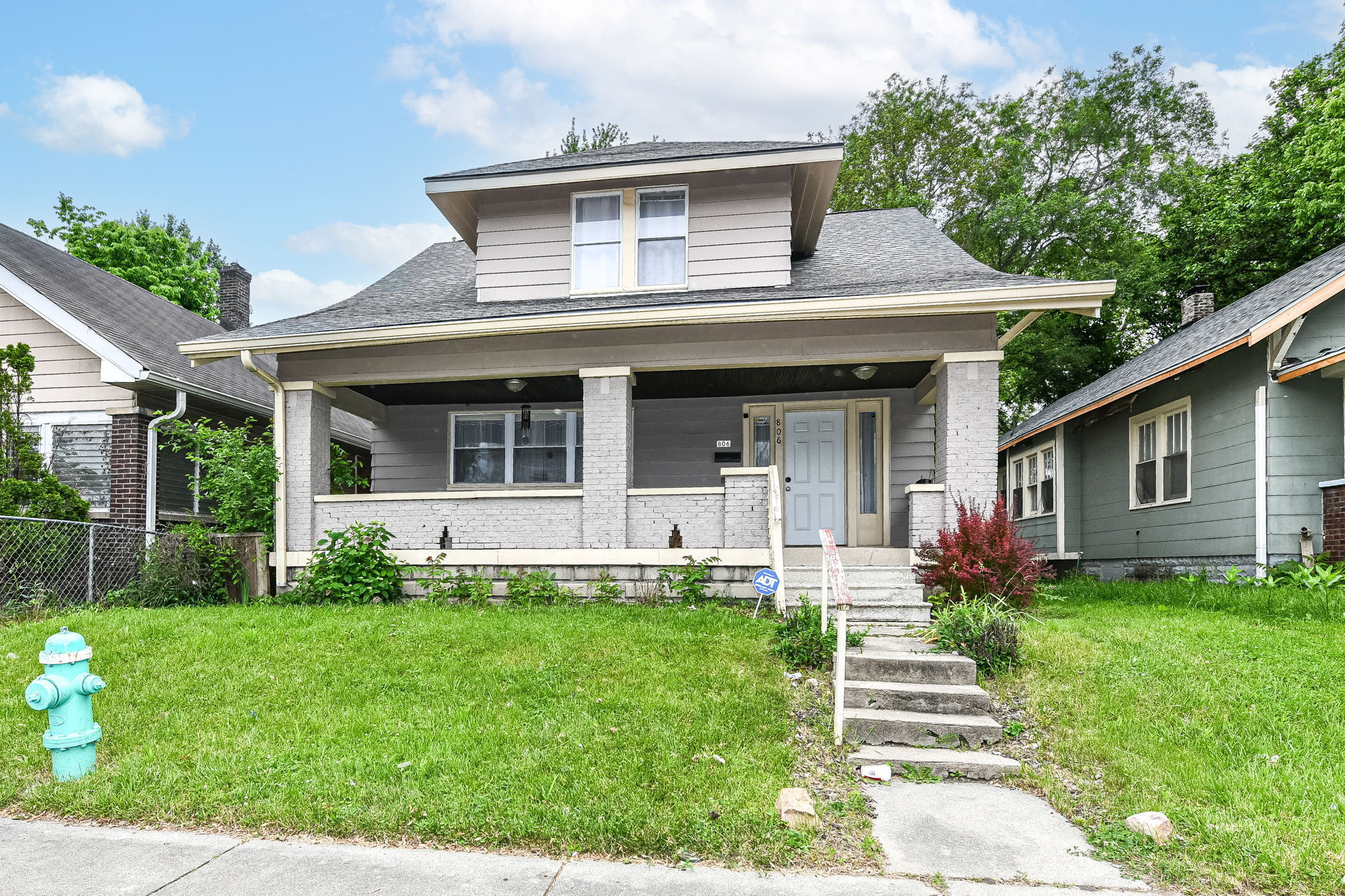 Photo of 806 N Gray Street Indianapolis, IN 46201