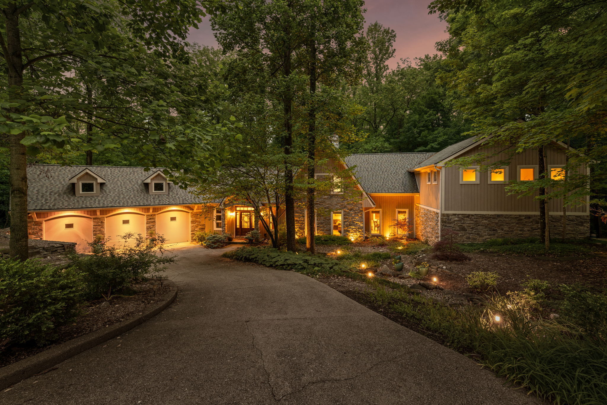 Photo of 7225 Tuliptree Trail Indianapolis, IN 46256