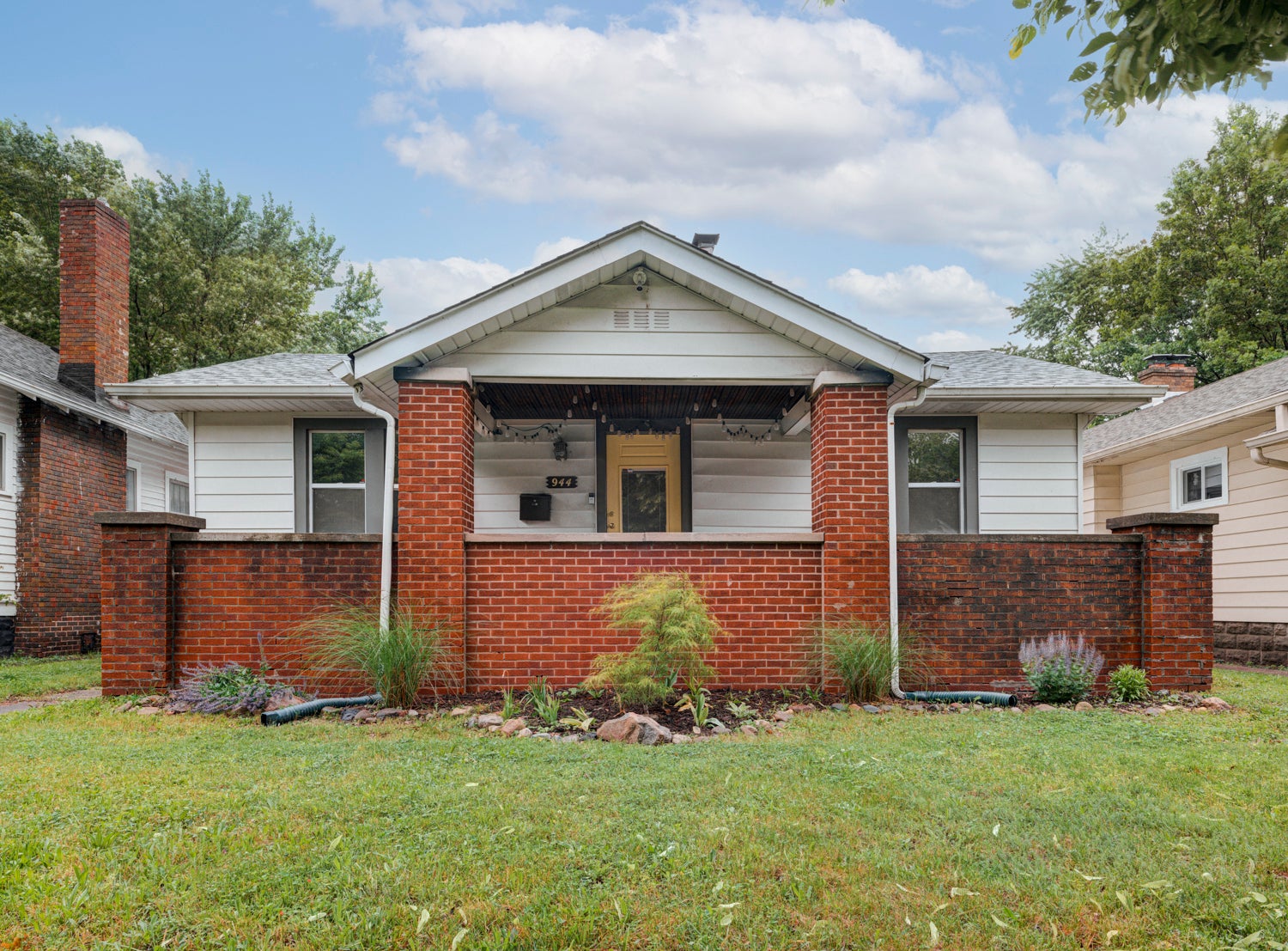 Photo of 944 N Grant Avenue Indianapolis, IN 46201