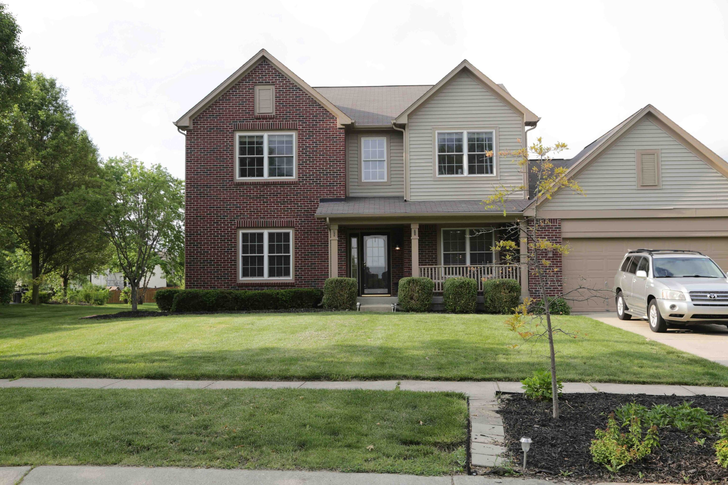 Photo of 8834 Amber Stone Court Zionsville, IN 46077