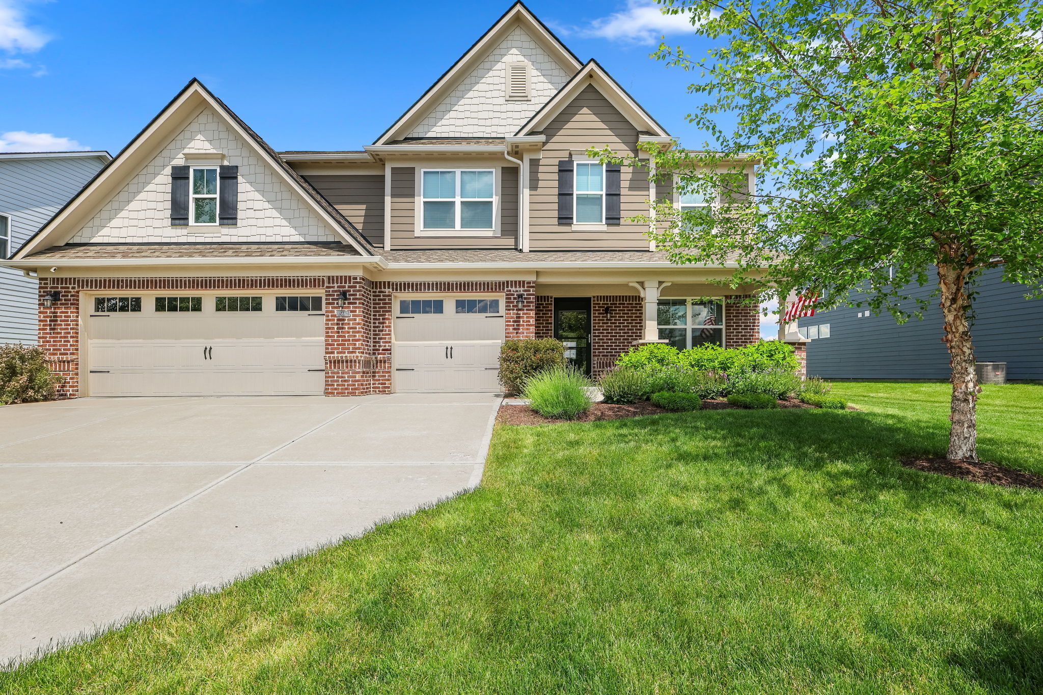 Photo of 15662 Whelchel Drive Fishers, IN 46037