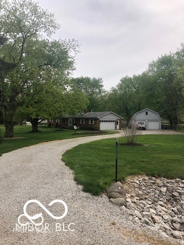 Photo of 7215 N County Road 800 E Brownsburg, IN 46112