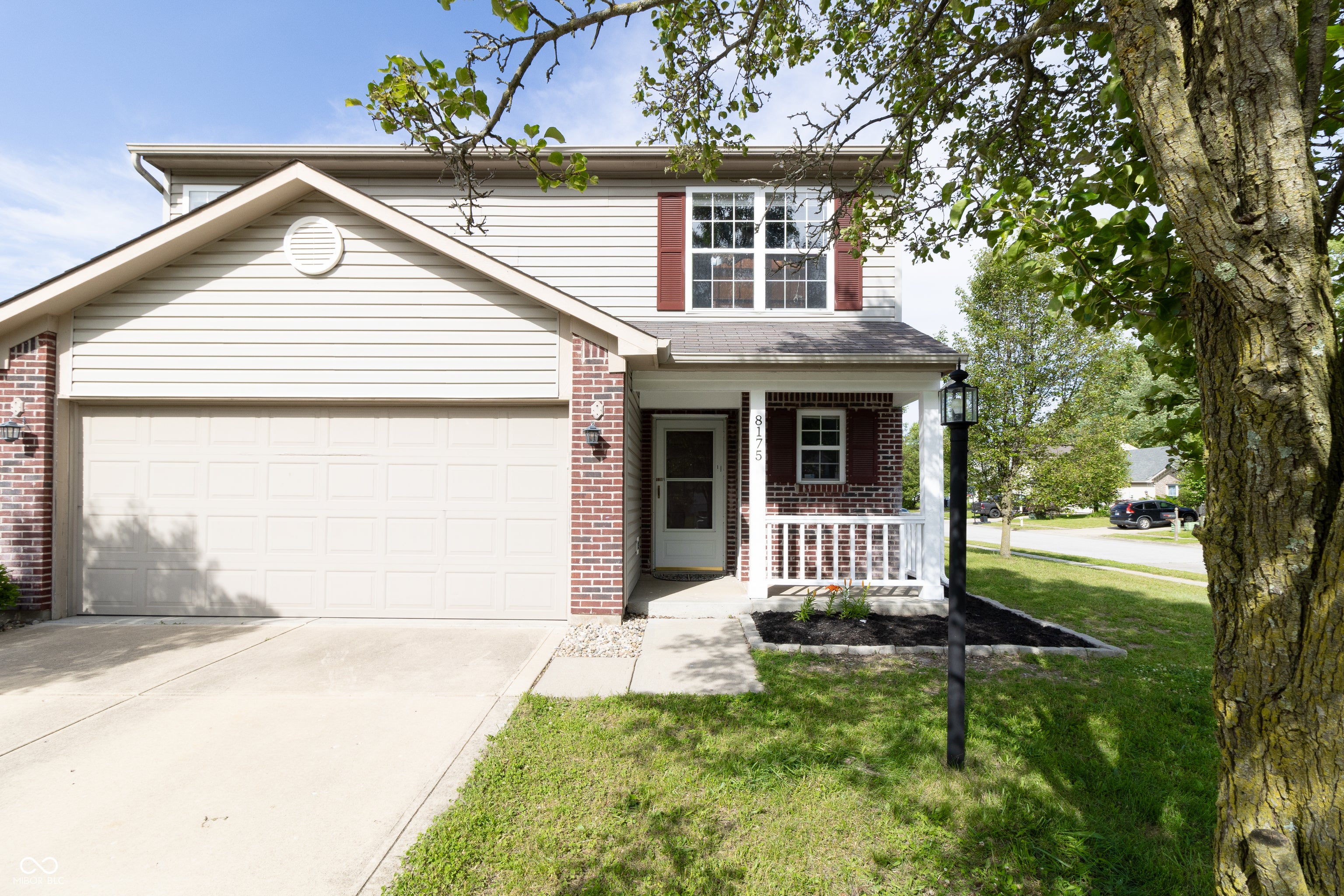 8175 Stream View Court, Indianapolis