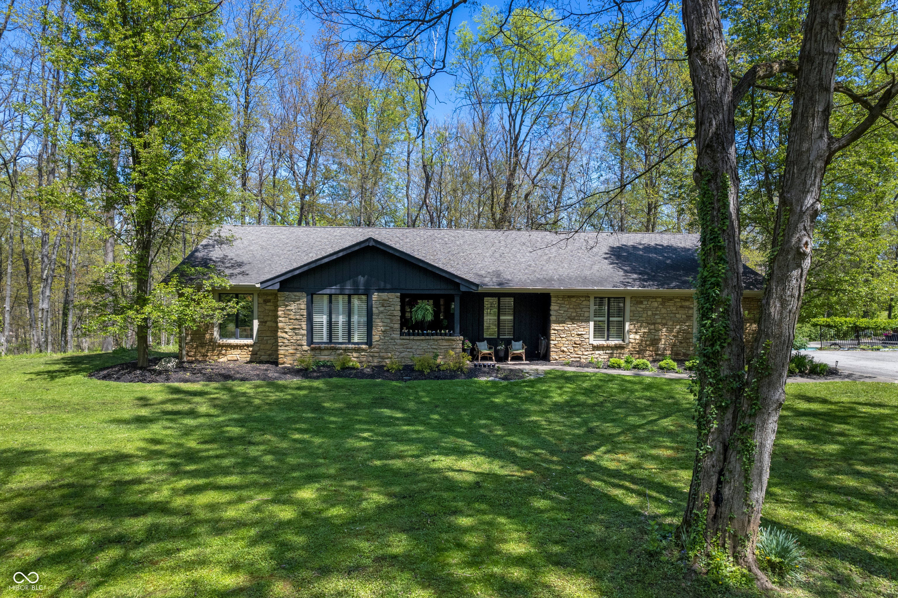 Photo of 10142 Hermosa Drive Indianapolis, IN 46236