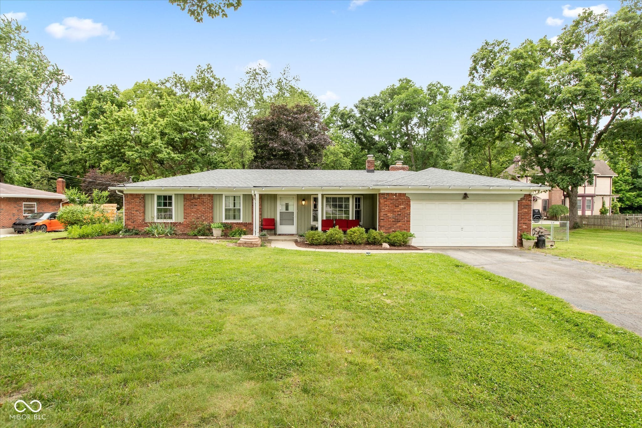 Photo of 7180 Allisonville Road Indianapolis, IN 46250