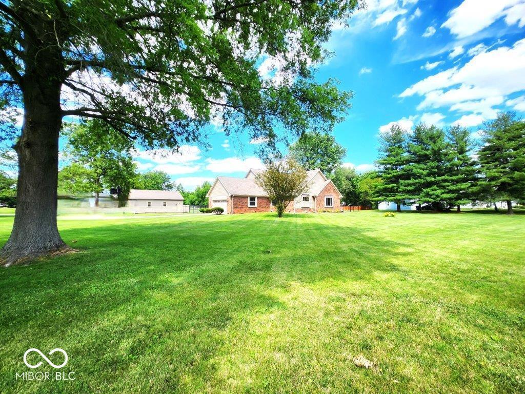 Photo of 3927 Wildwood Drive Indianapolis, IN 46239