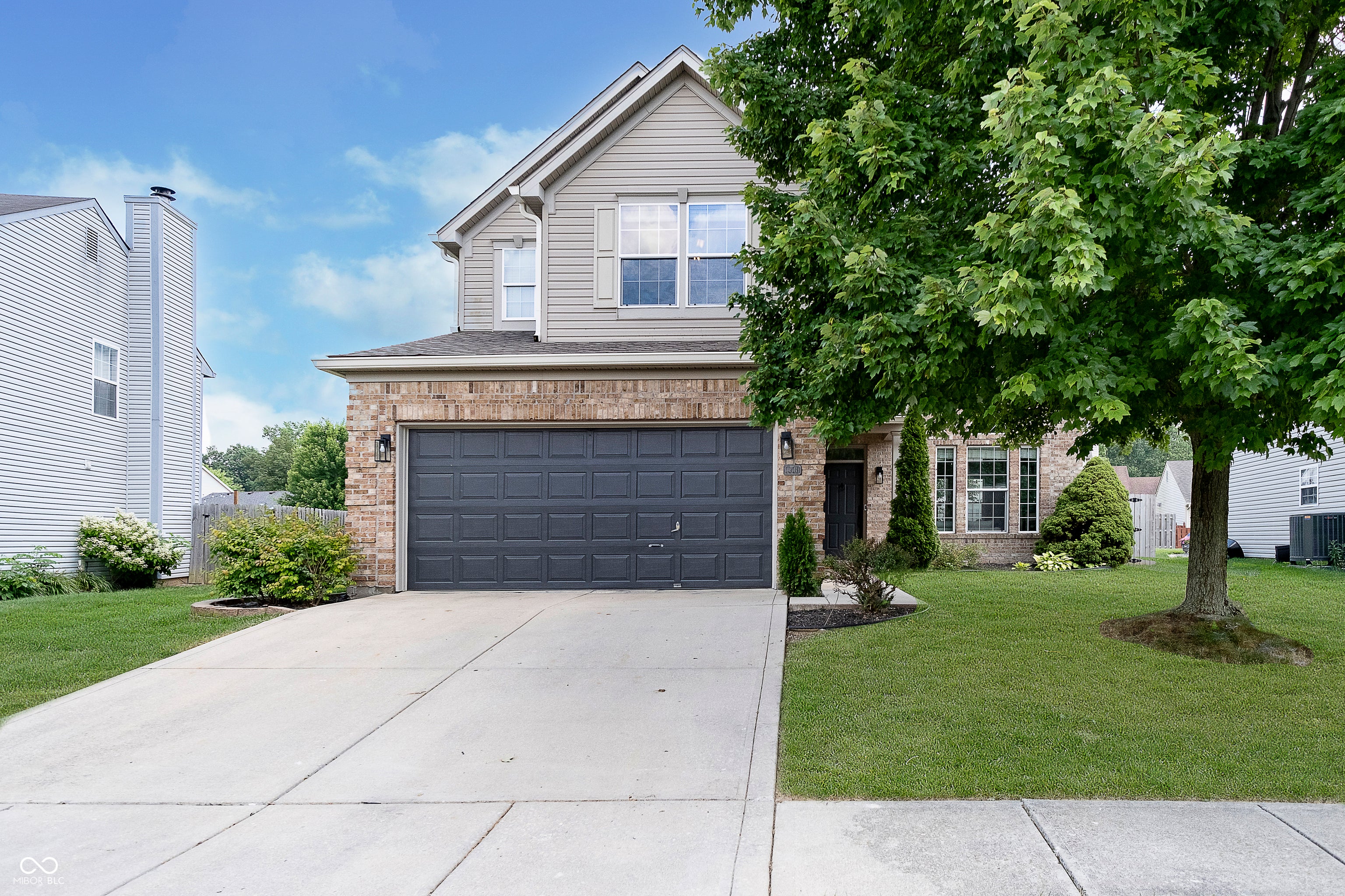 Photo of 10561 Sand Creek Boulevard Fishers, IN 46037