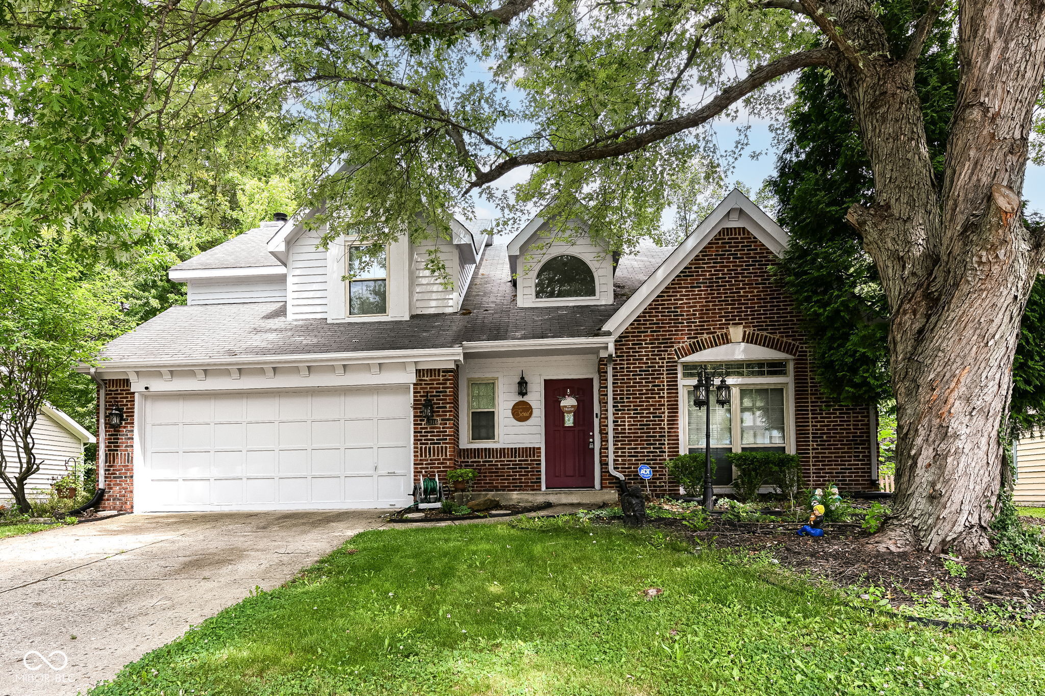 2916 Sunmeadow Way, Indianapolis