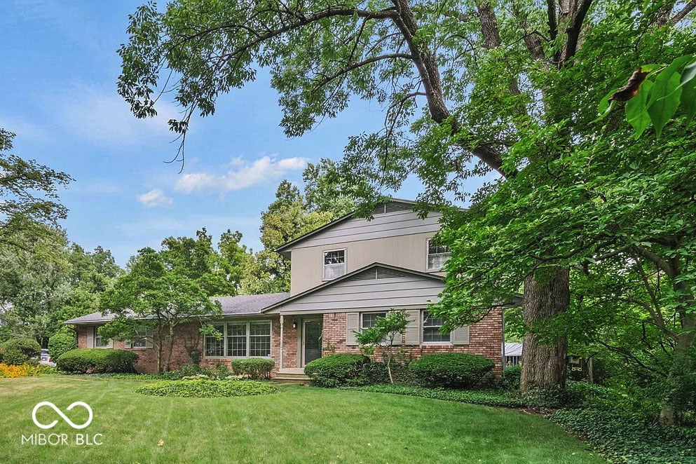 5523 N Arlington Avenue, Indianapolis