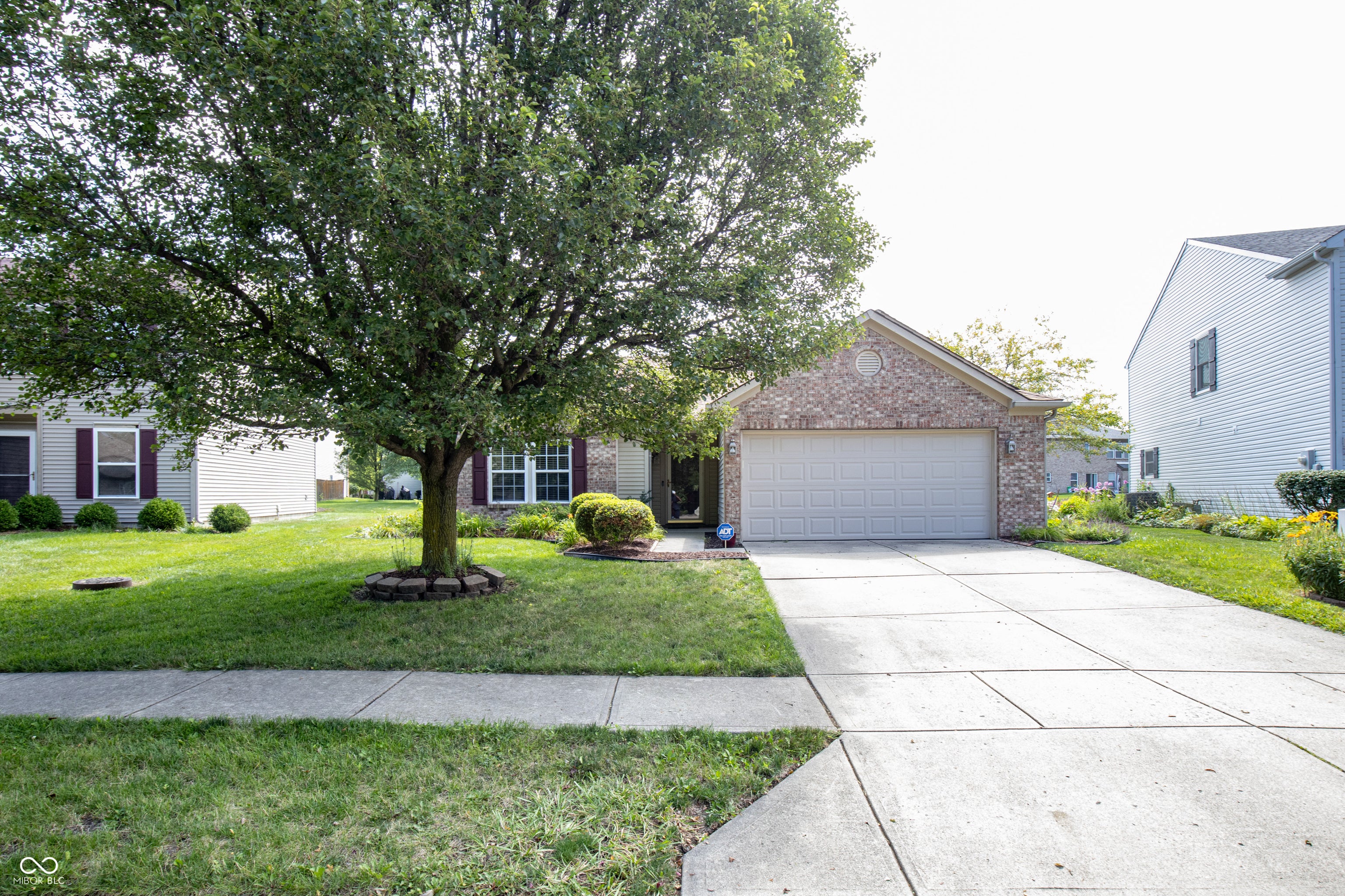 Photo of 14207 Holly Berry Circle Fishers, IN 46038