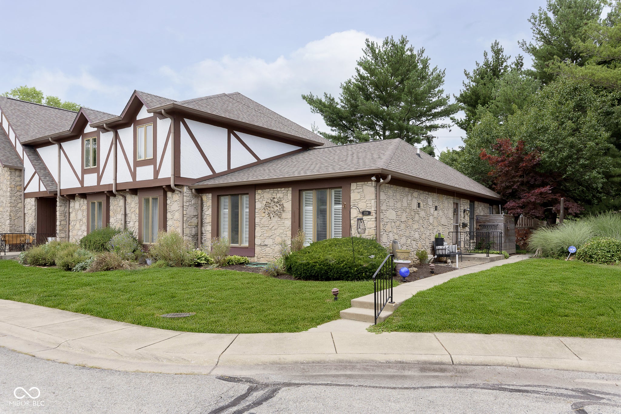 1226 Kings Cove Court, Indianapolis