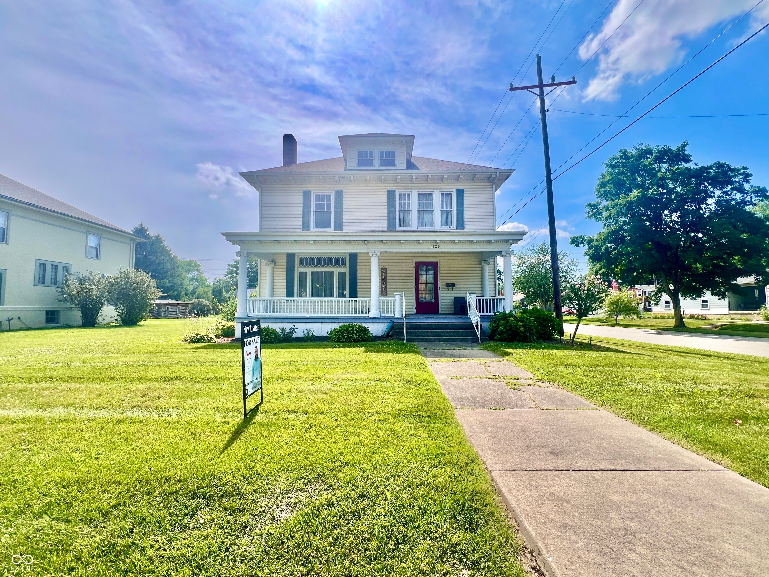 1129 N Main Street, Rushville