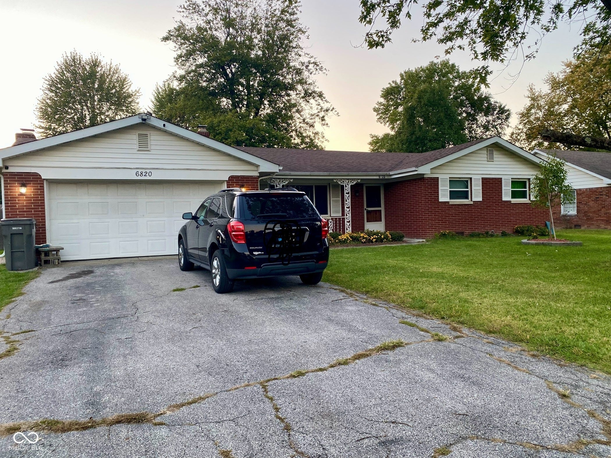 6820 Hi Vu Drive, Indianapolis