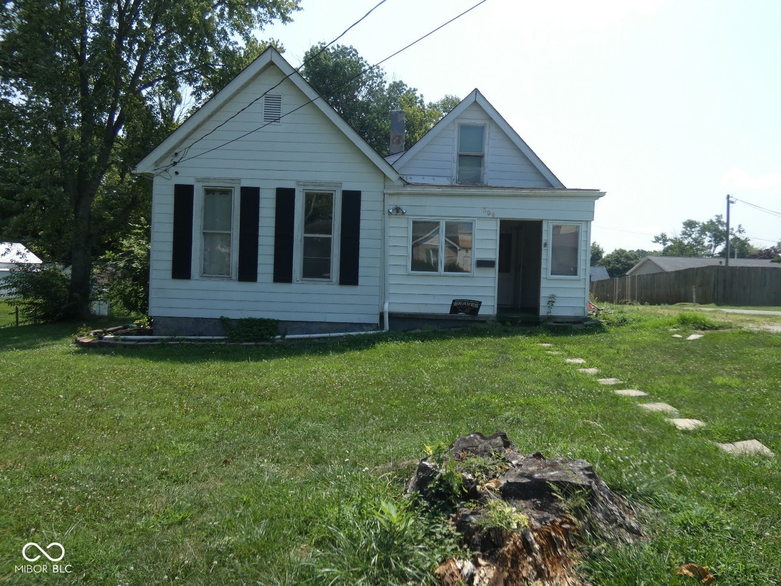 Photo of 309 S Sugar Street Brownstown, IN 47220