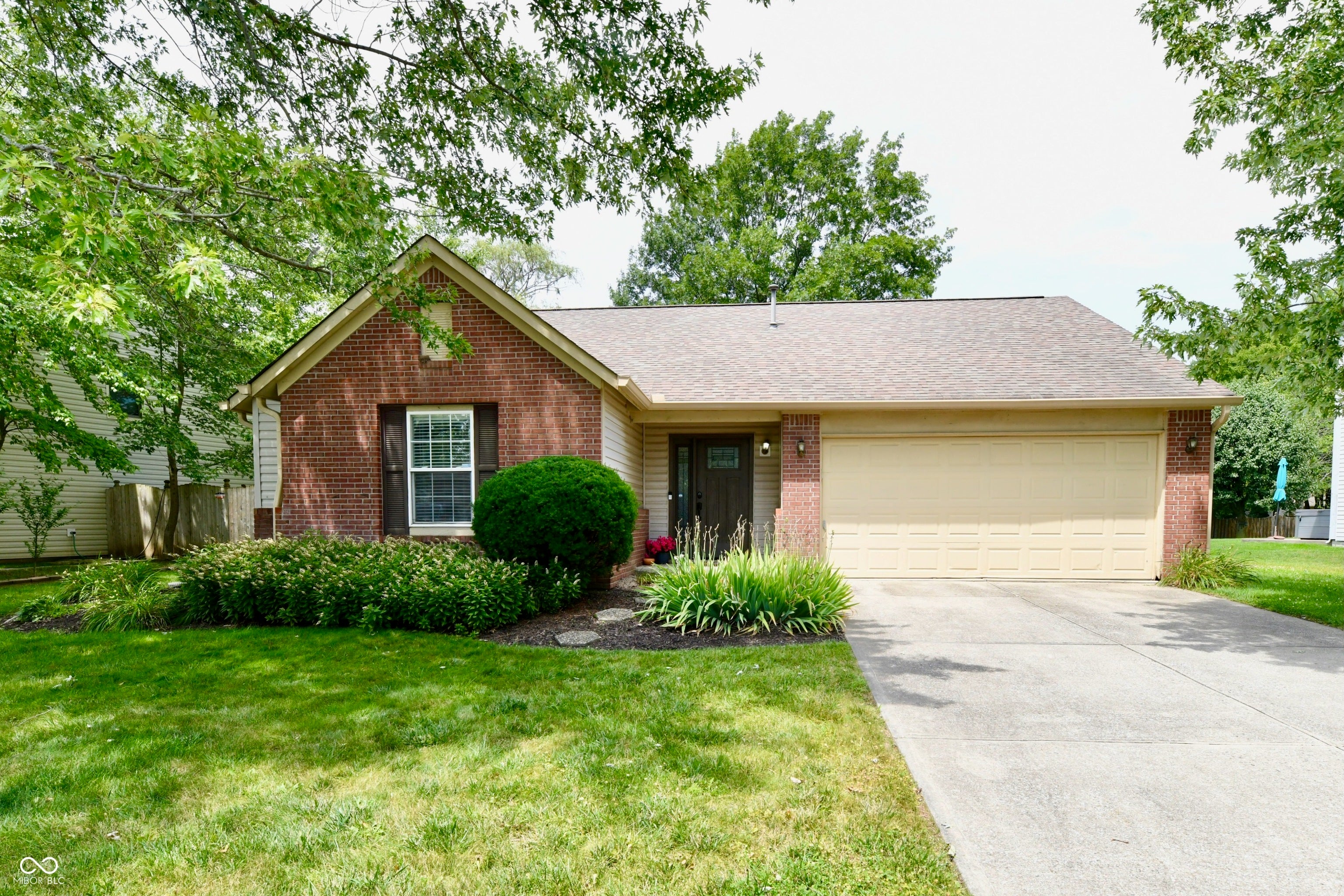 Photo of 13850 Brightwater Drive Fishers, IN 46038