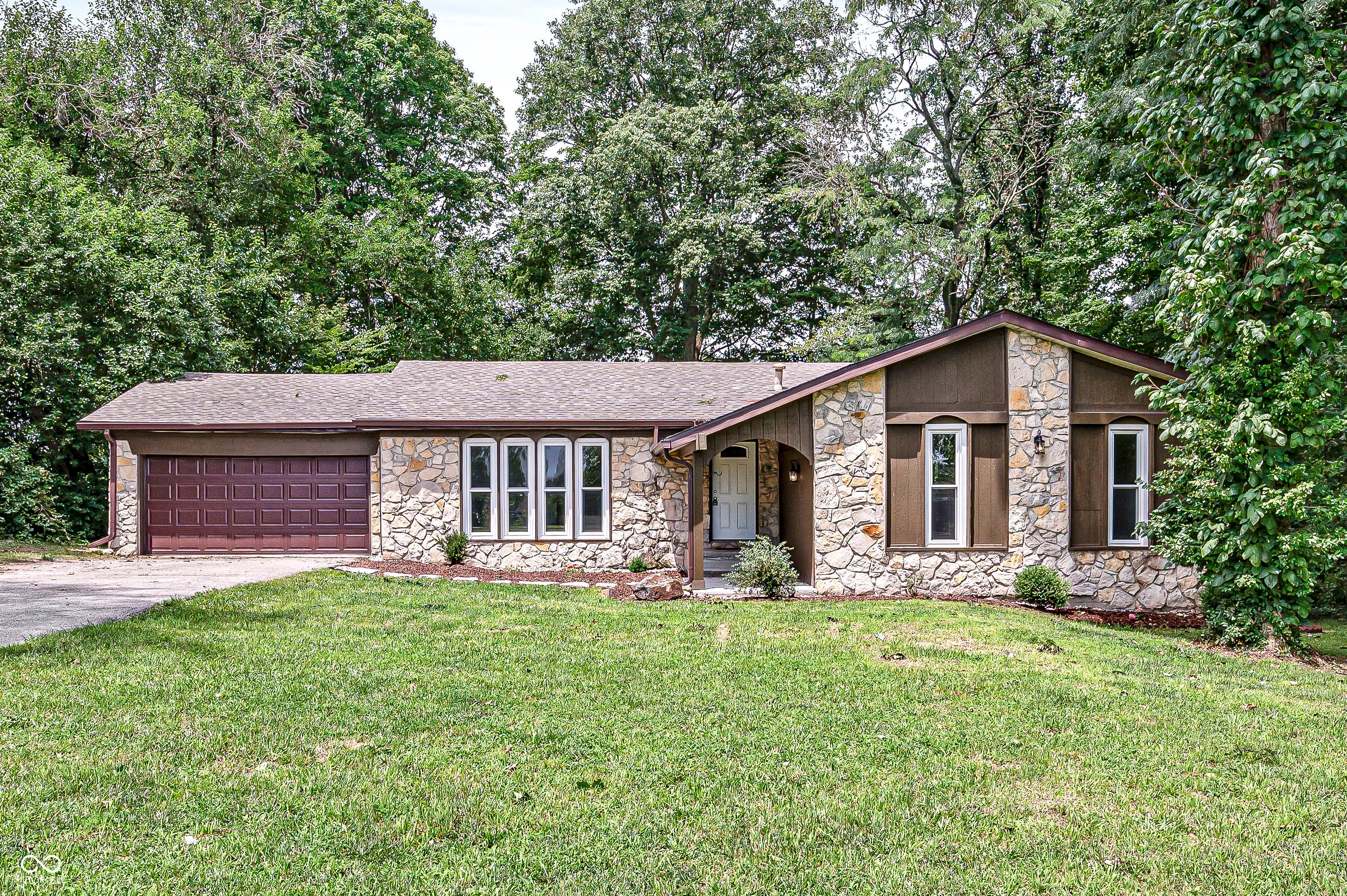 5362 Shorewood Drive, Indianapolis