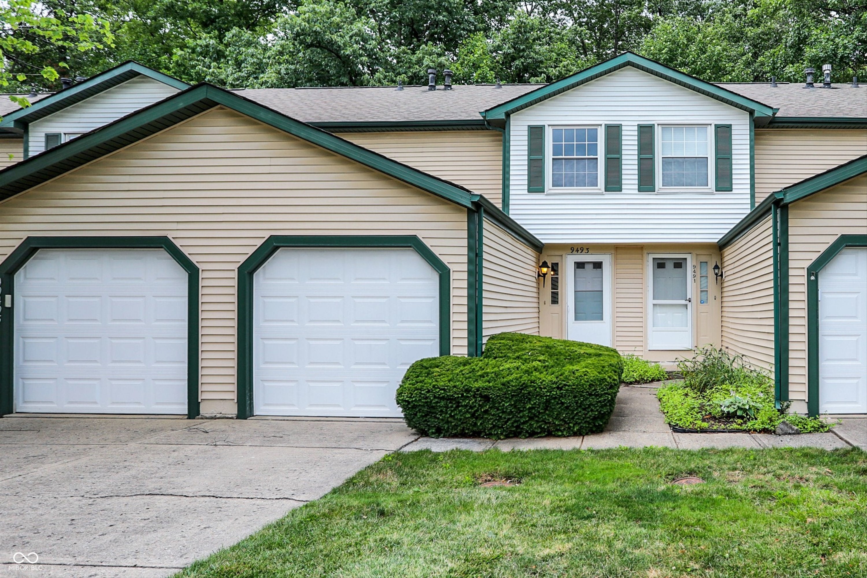 9493 Timber View Drive, Indianapolis