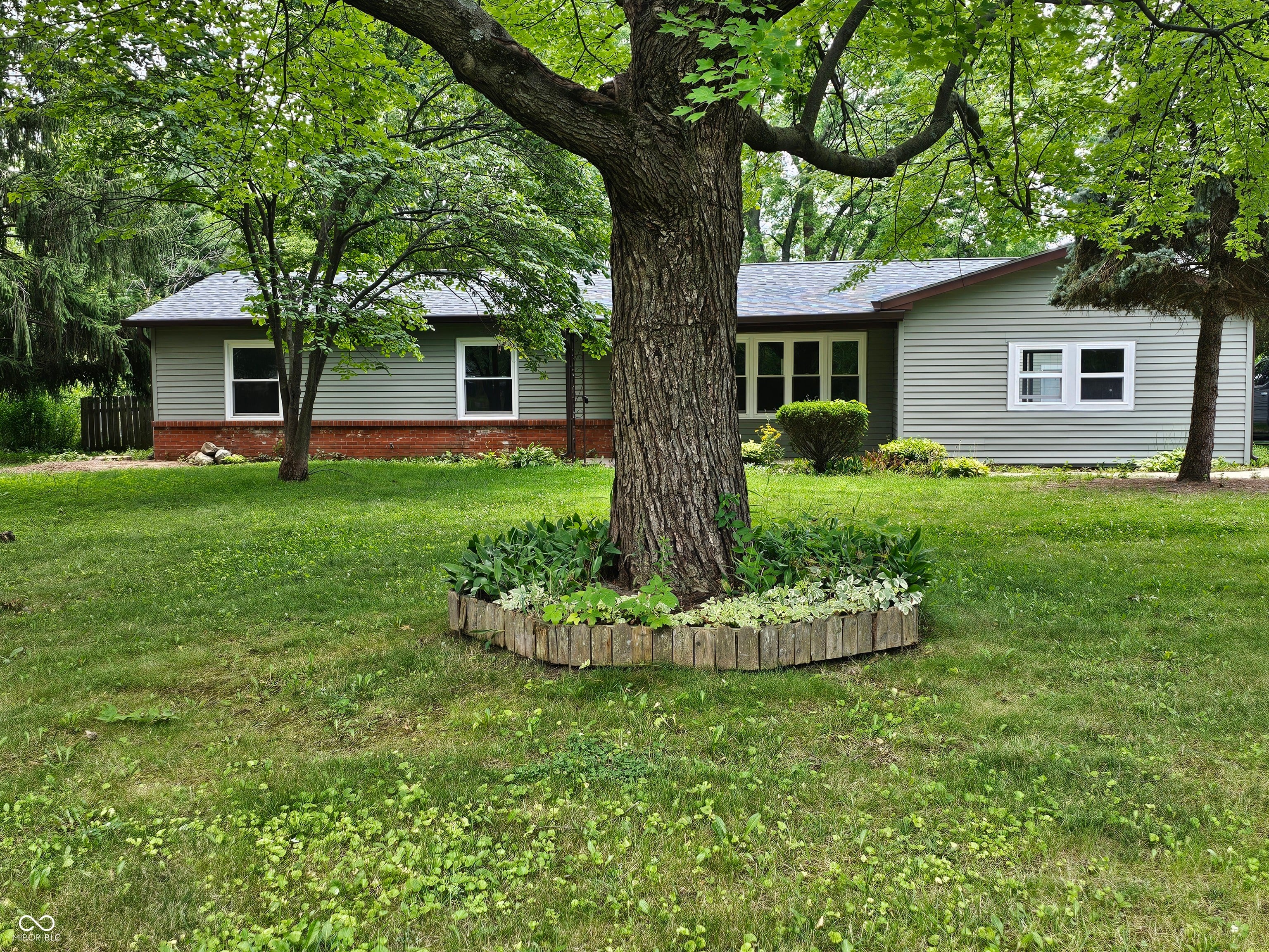Photo of 5731 Daphne Drive Indianapolis, IN 46278