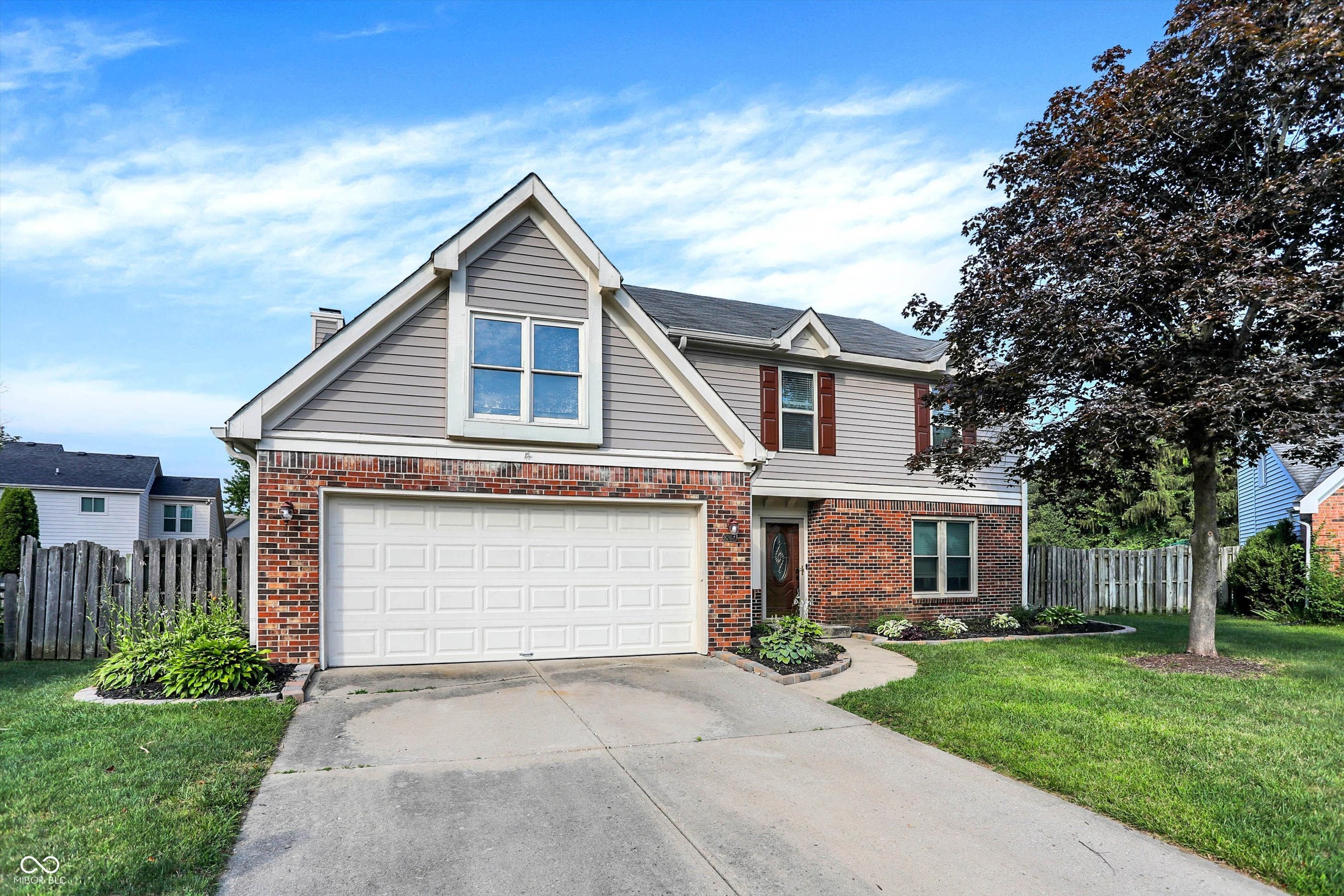 8768 Wintergreen Way, Indianapolis