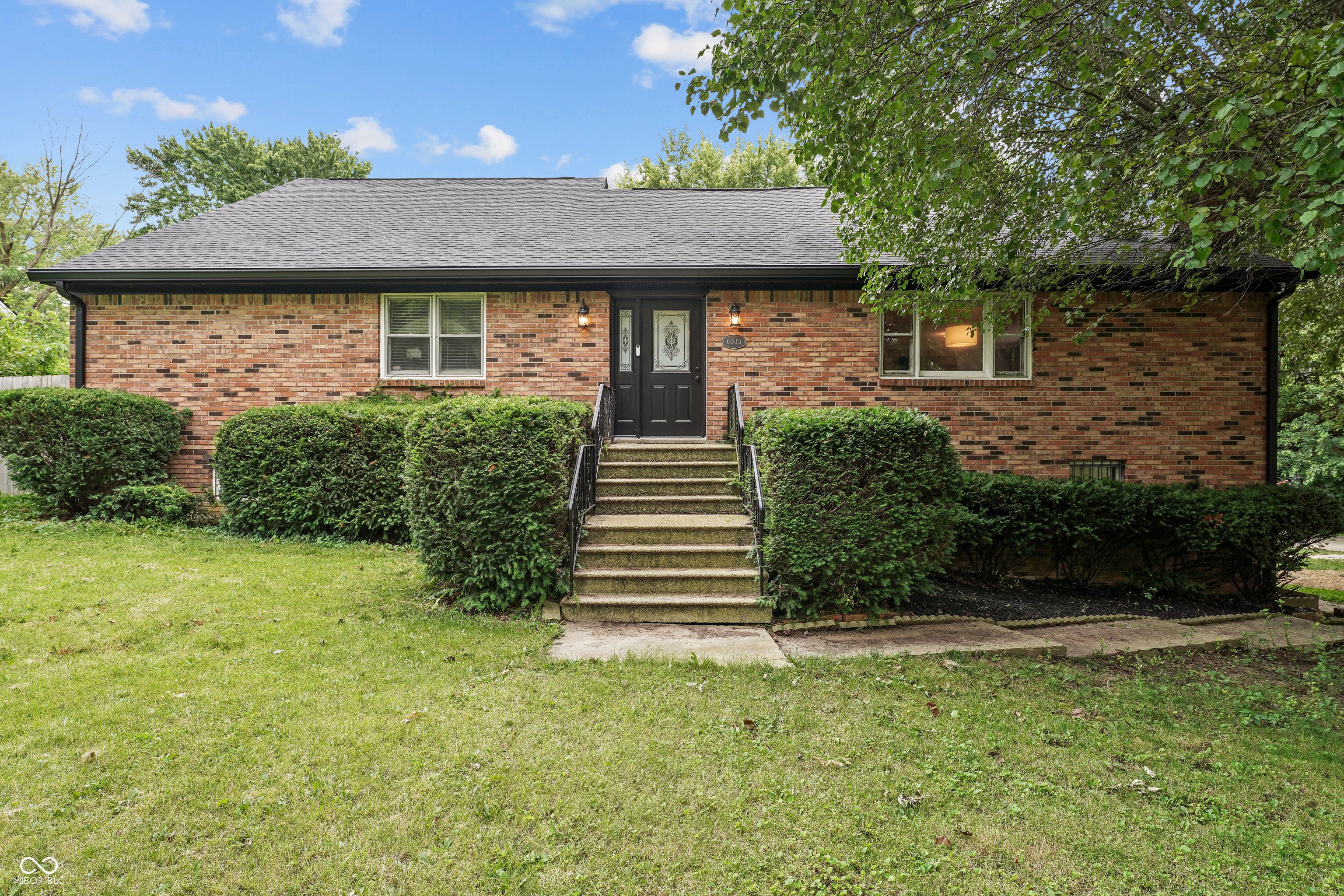 Photo of 6035 Dorsett Place Indianapolis, IN 46220