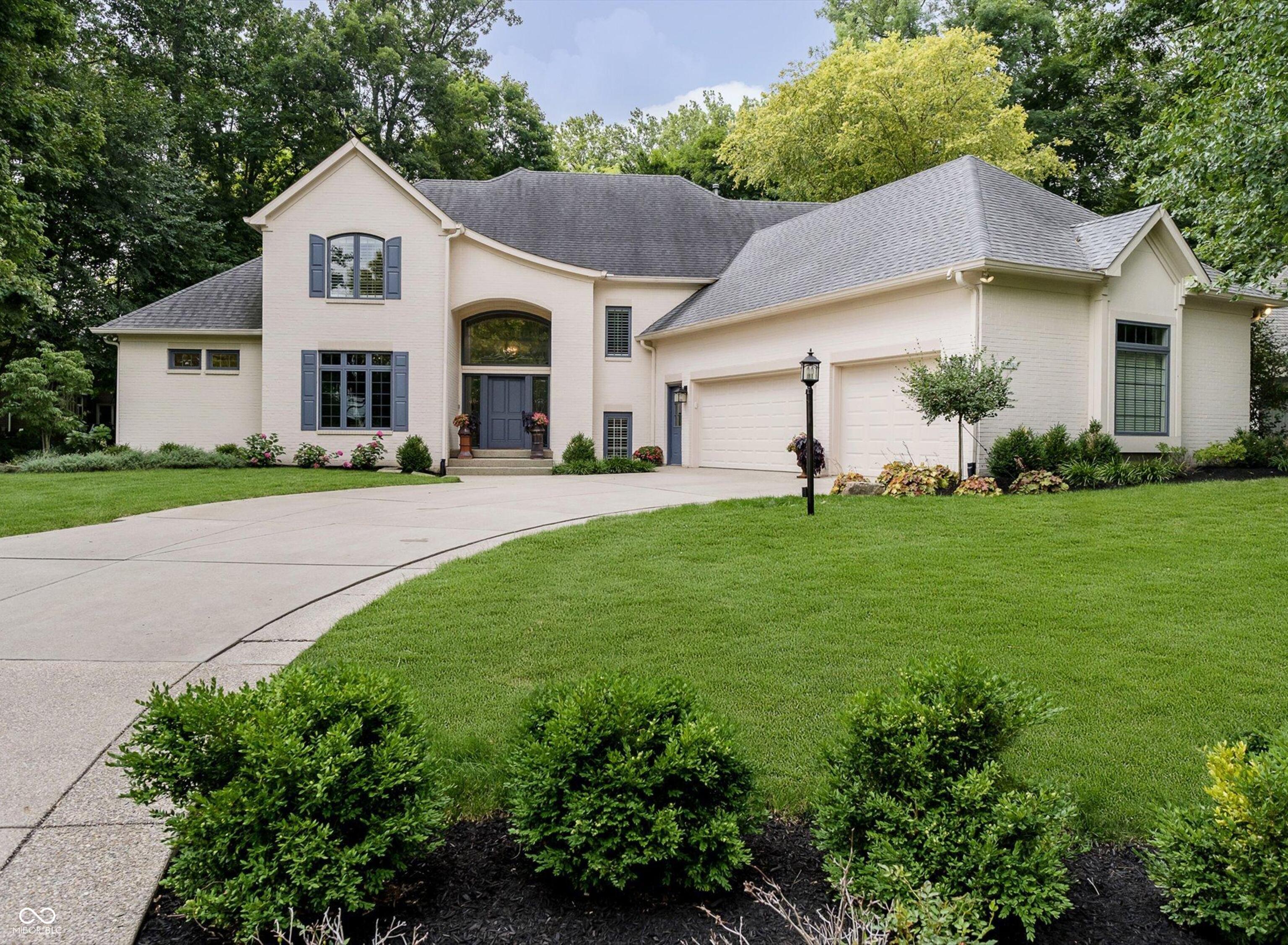 Photo of 4650 Chase Oak Court Zionsville, IN 46077