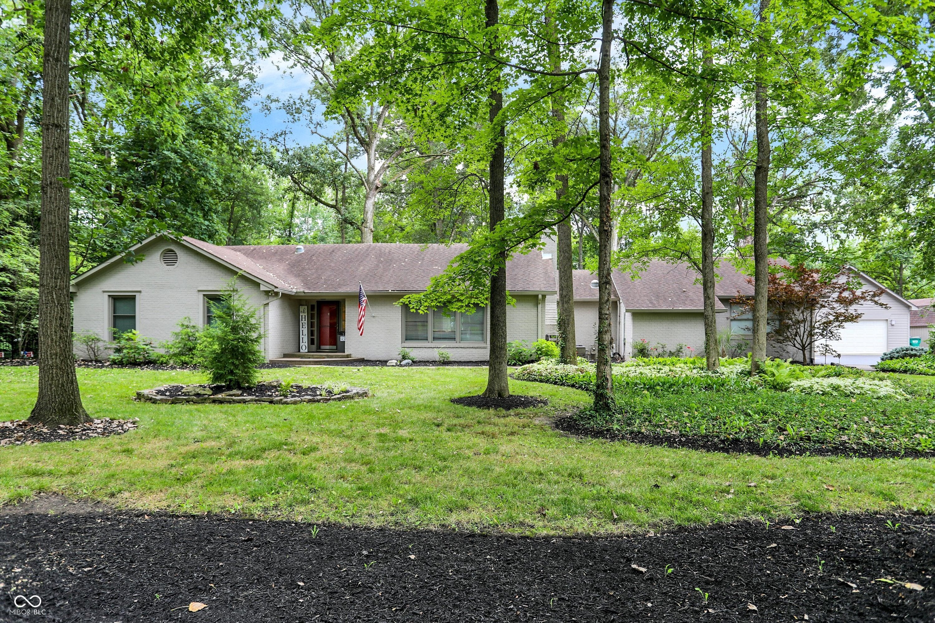 1107 Foxglove Court, Zionsville