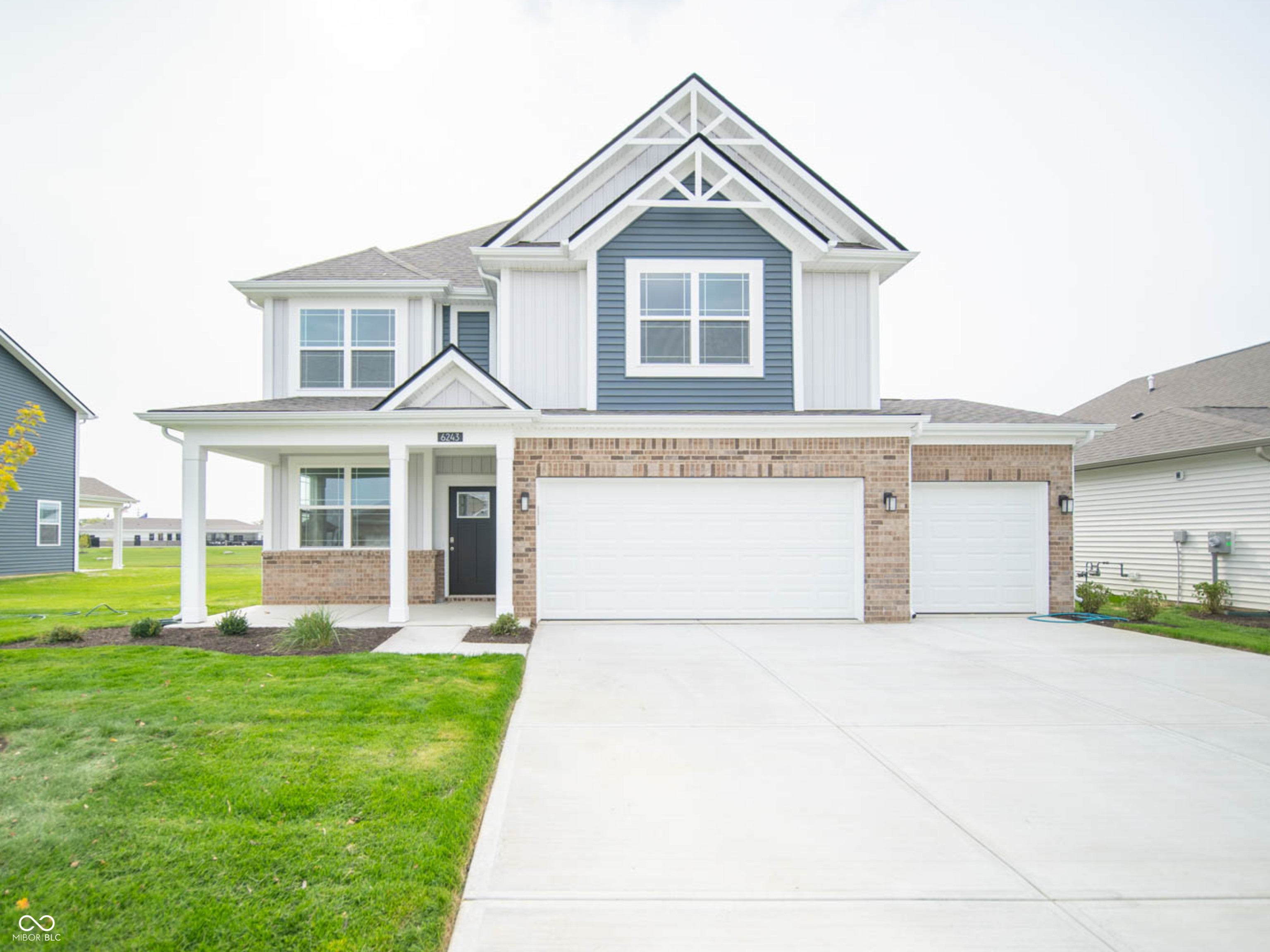 6243 Tacoma Boulevard, Whitestown