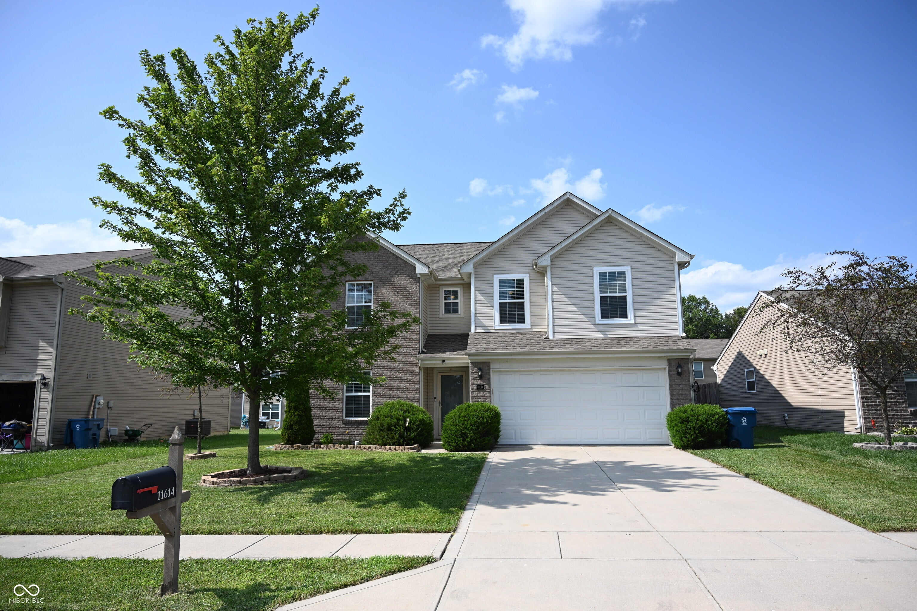 11614 Ross Common Drive, Indianapolis