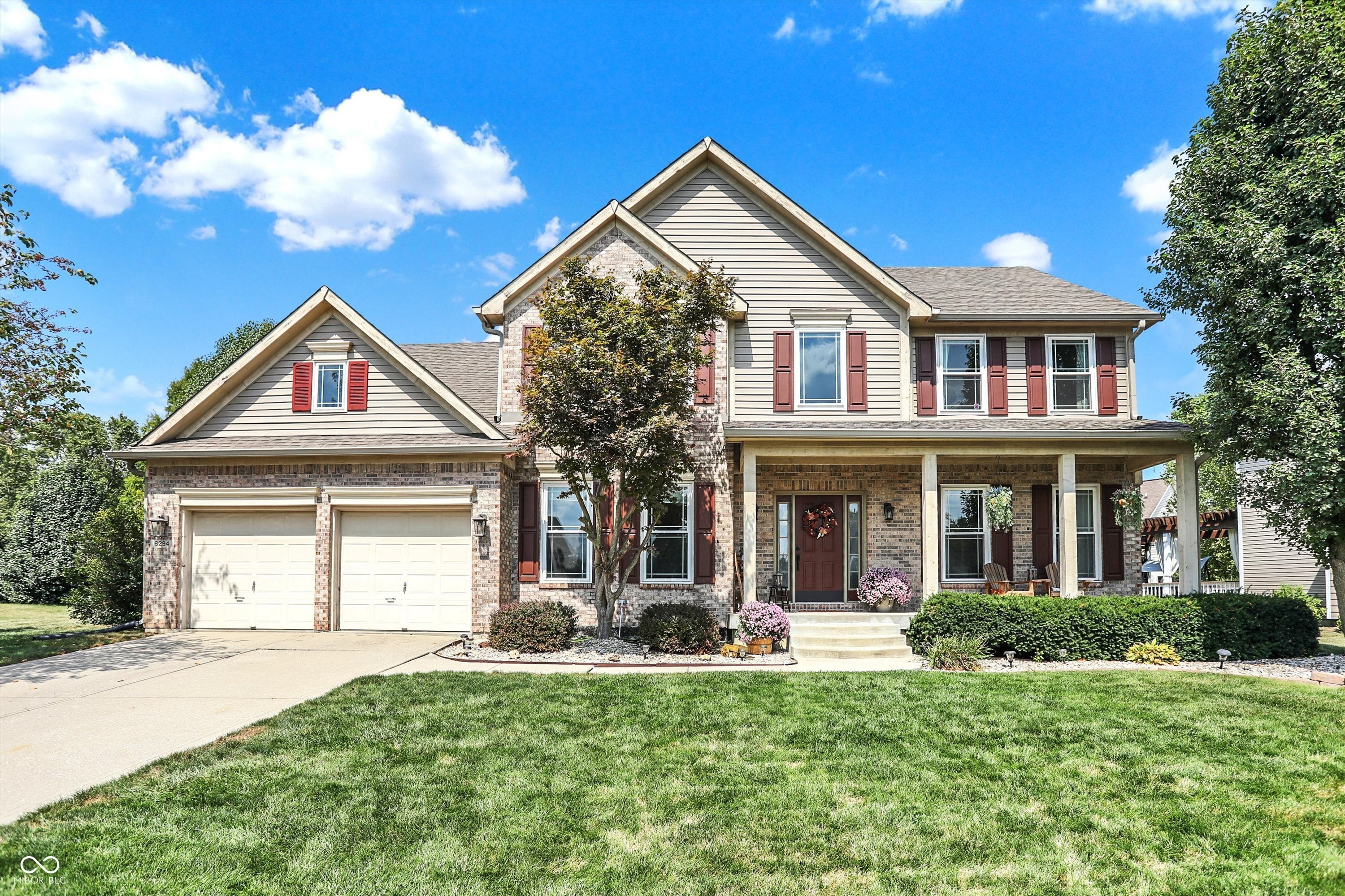 6294 Forest View Court, Avon