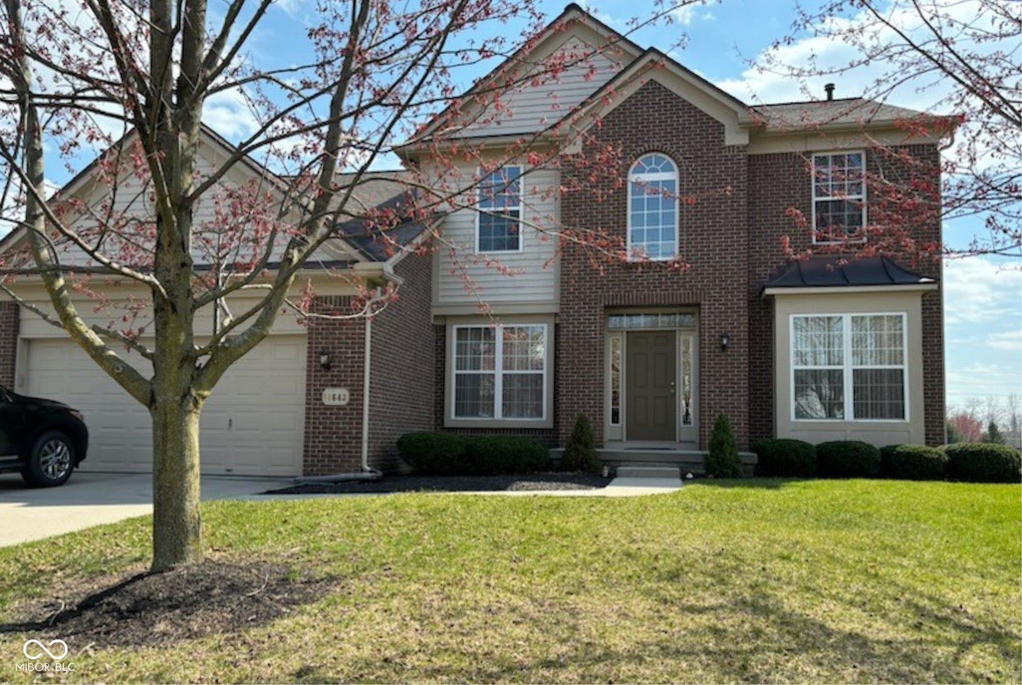 11643 Suncatcher Drive, Fishers