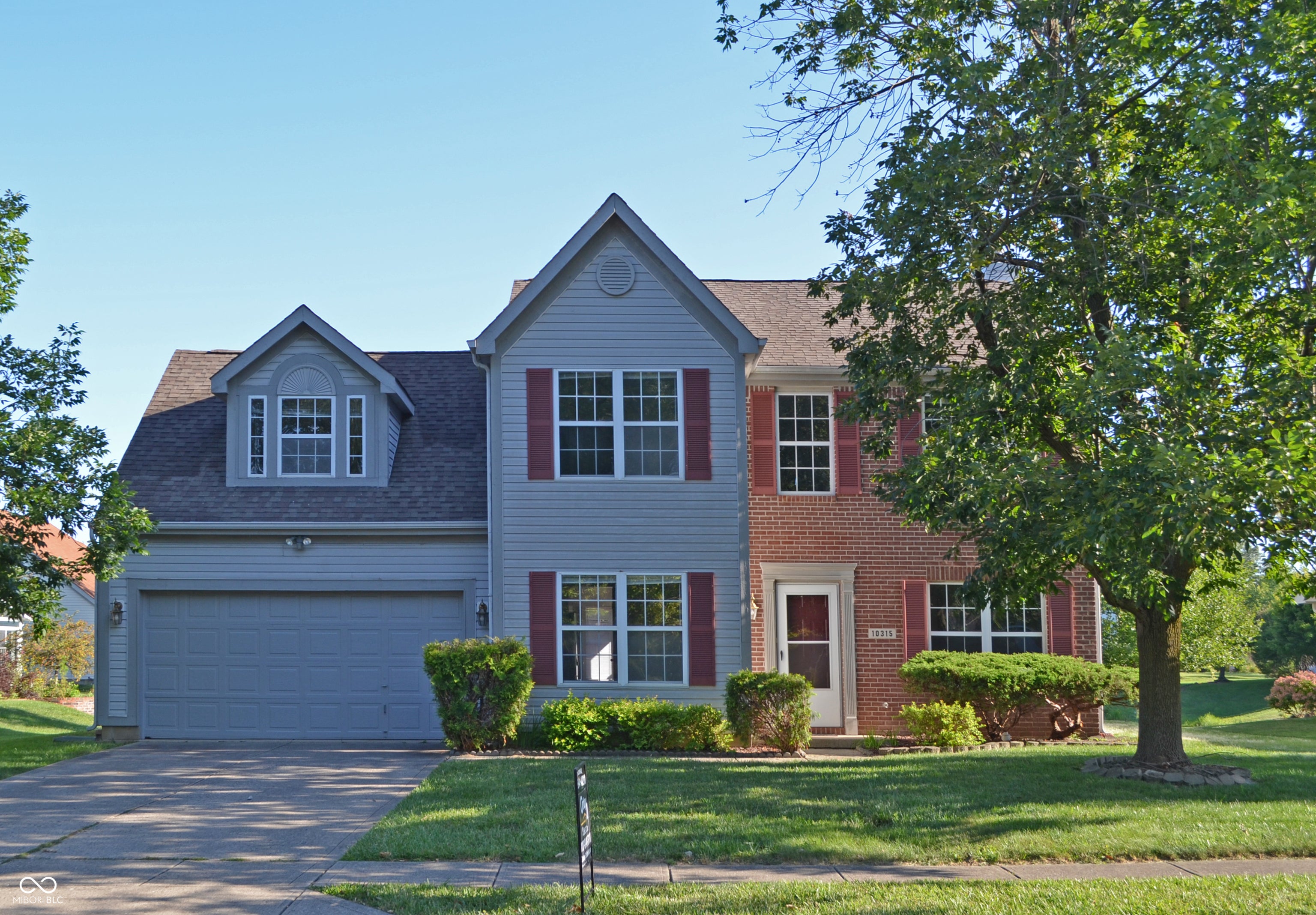 10315 Packard Drive, Fishers