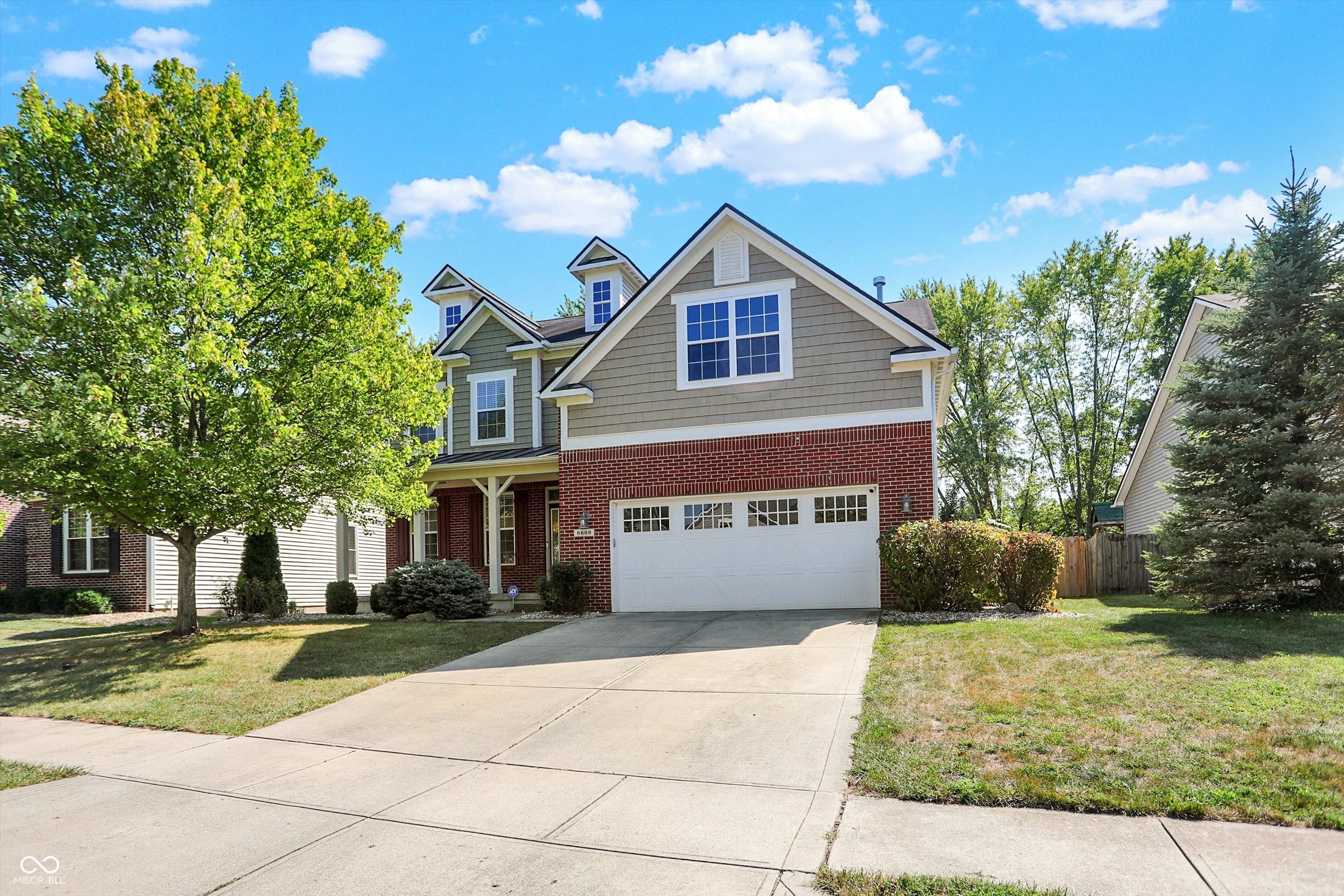 6869 W Winding Bend, McCordsville