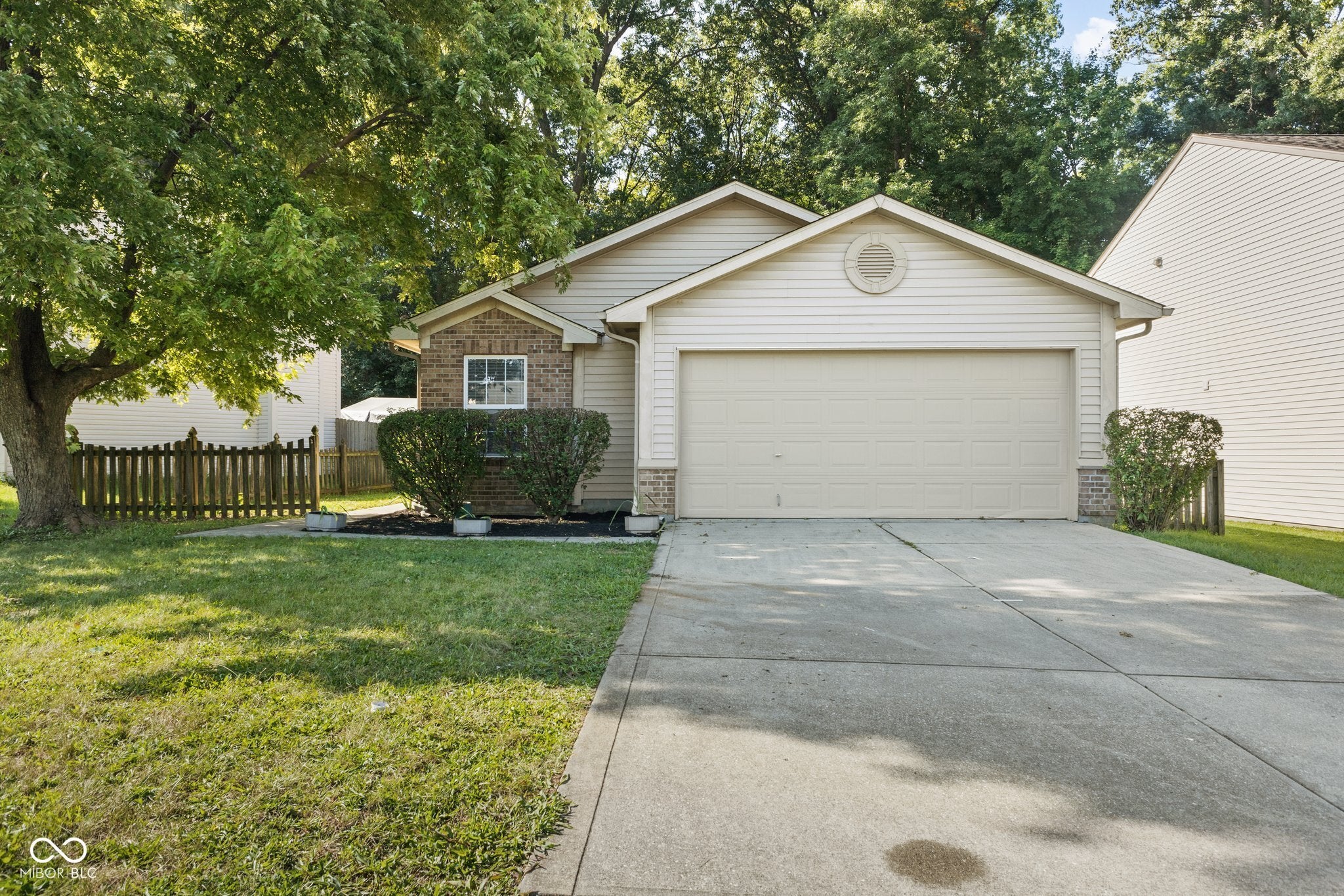 7003 Moon Court, Indianapolis