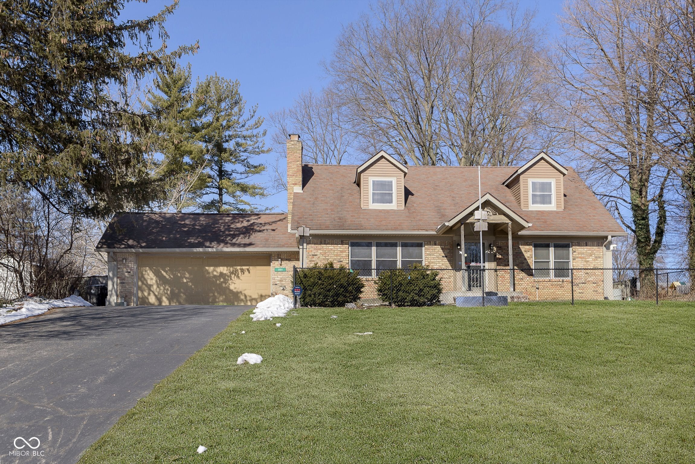 2054 Woodcrest Road, Indianapolis