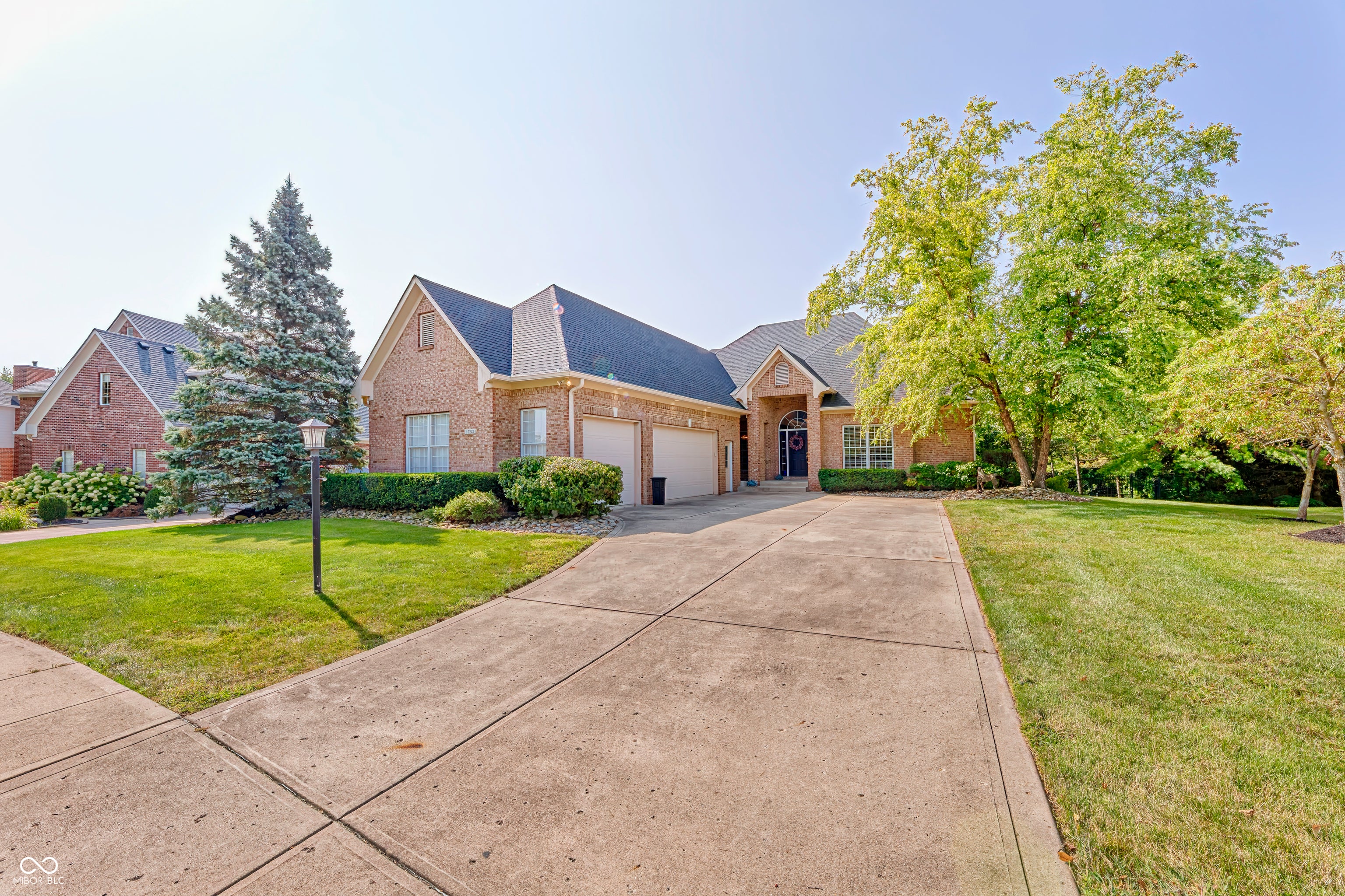 17248 Crescent Moon Drive, Noblesville