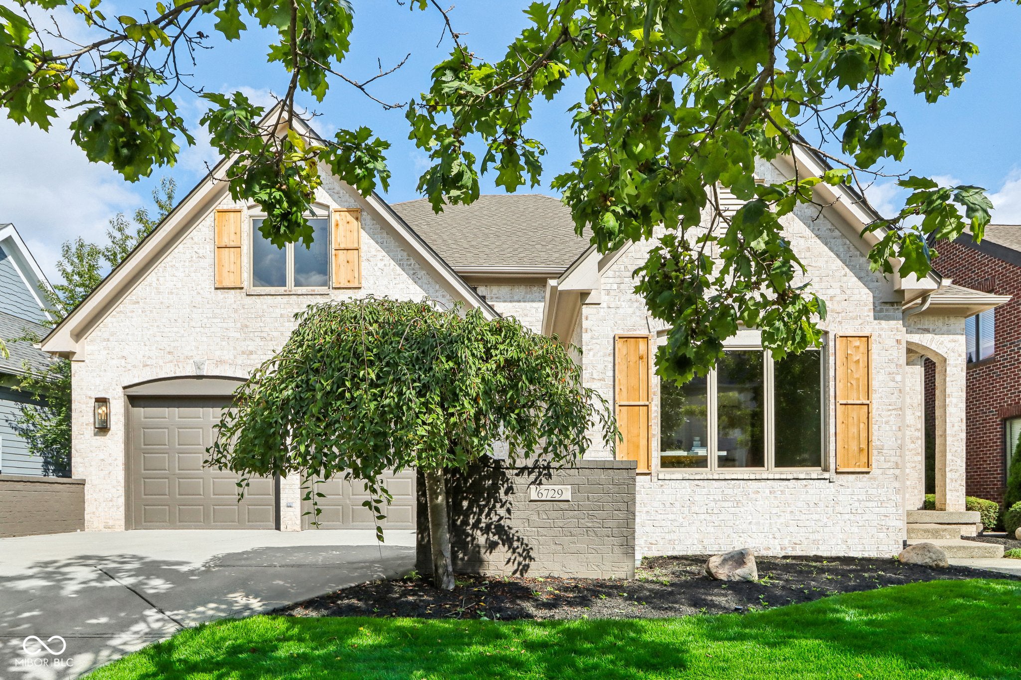 6729 W Stonegate Drive, Zionsville